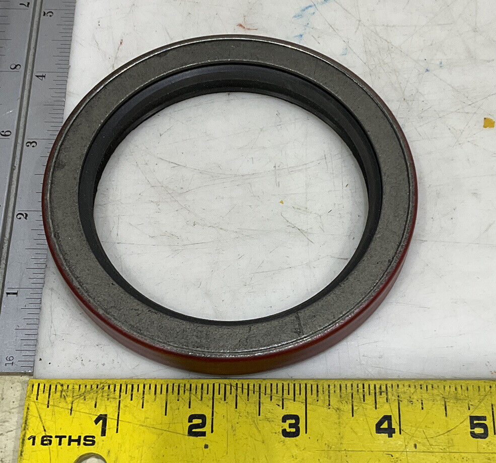 TIMKEN 415304 OIL SEAL LOT OF 2 373