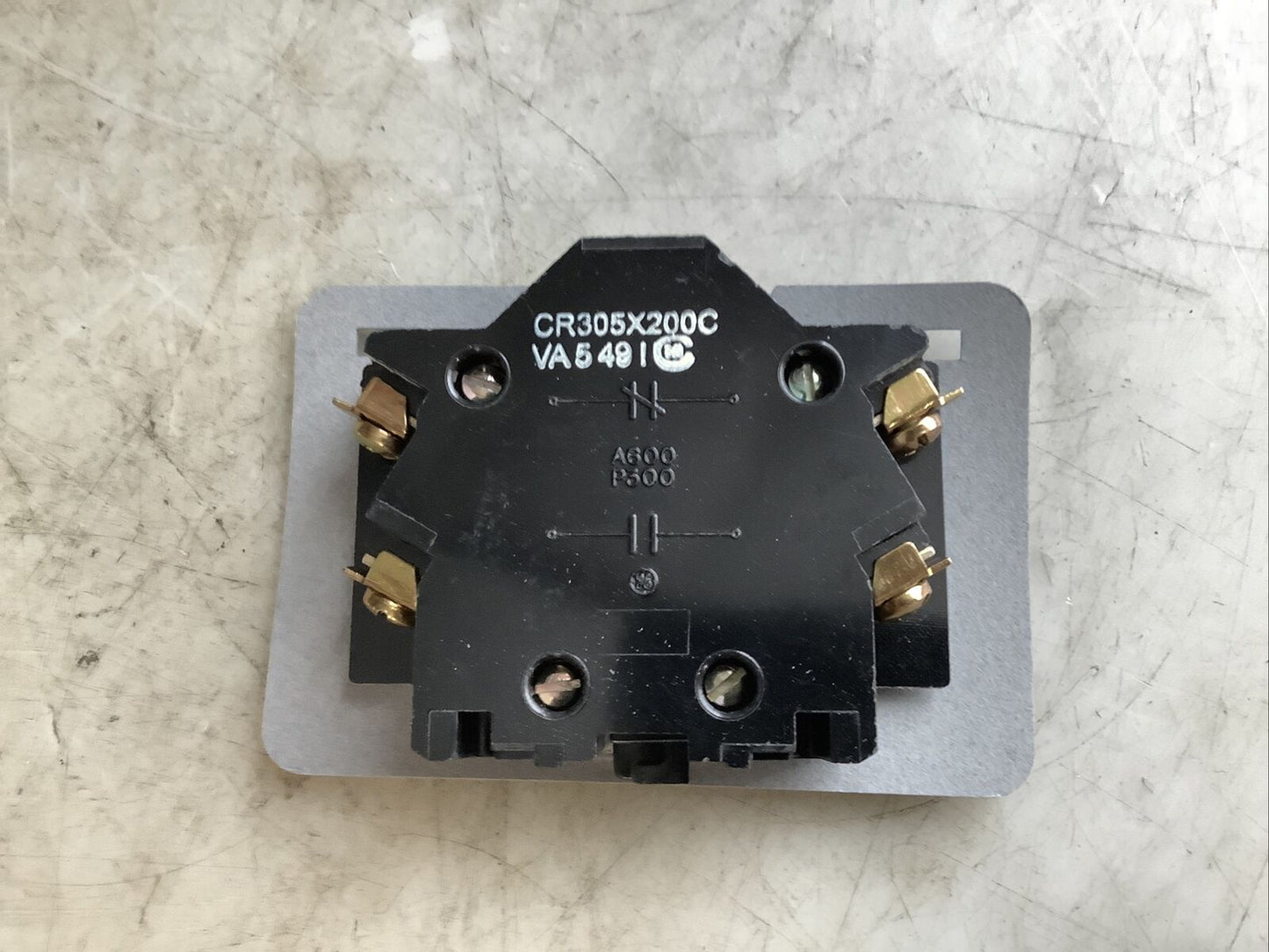 GENERAL ELECTRIC CR305X200C AUXILIARY CONTACT 373