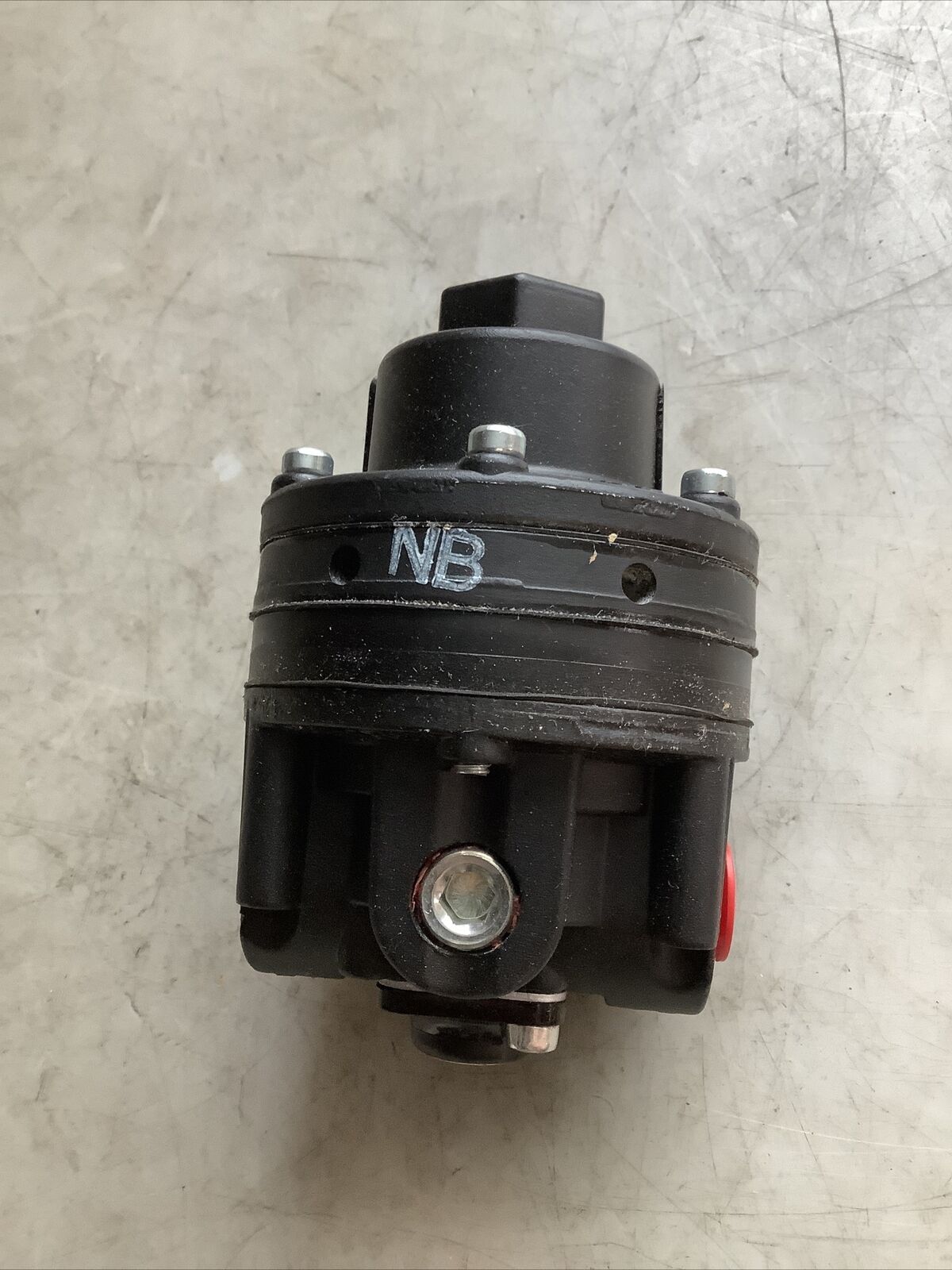 FAIRCHILD 207102 PNEUMATIC VOLUME BOOSTER 373