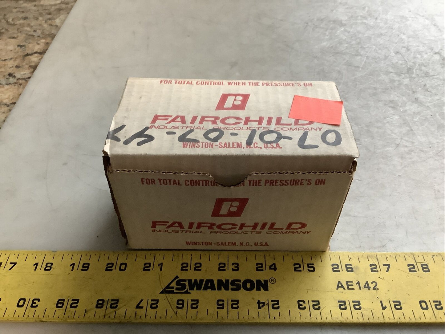 FAIRCHILD 207102 PNEUMATIC VOLUME BOOSTER 373