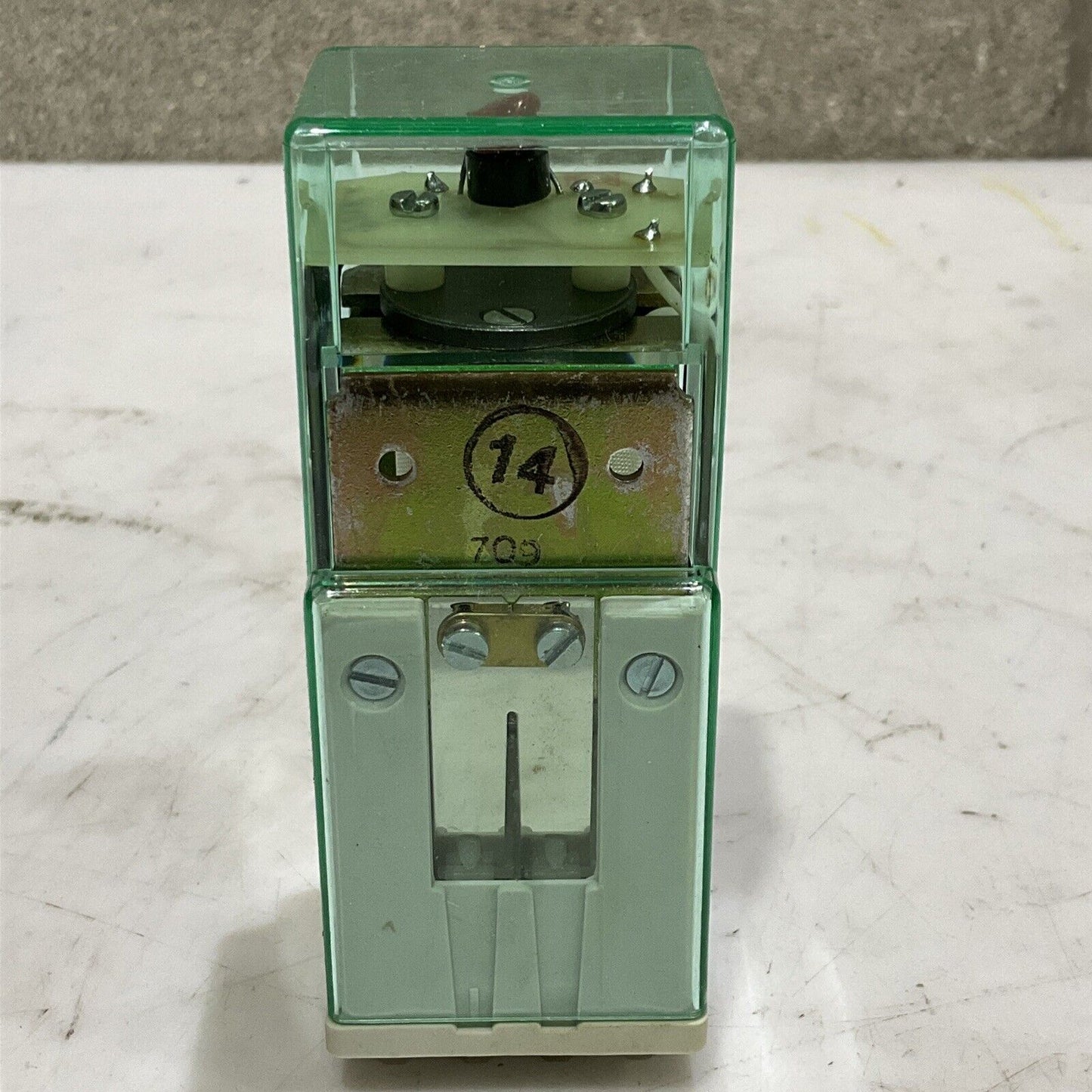 THOMAS & BETTS AGASTAT GPIN RELAY CONTROL 120V 60HZ 4 NO 4 NC 16 373