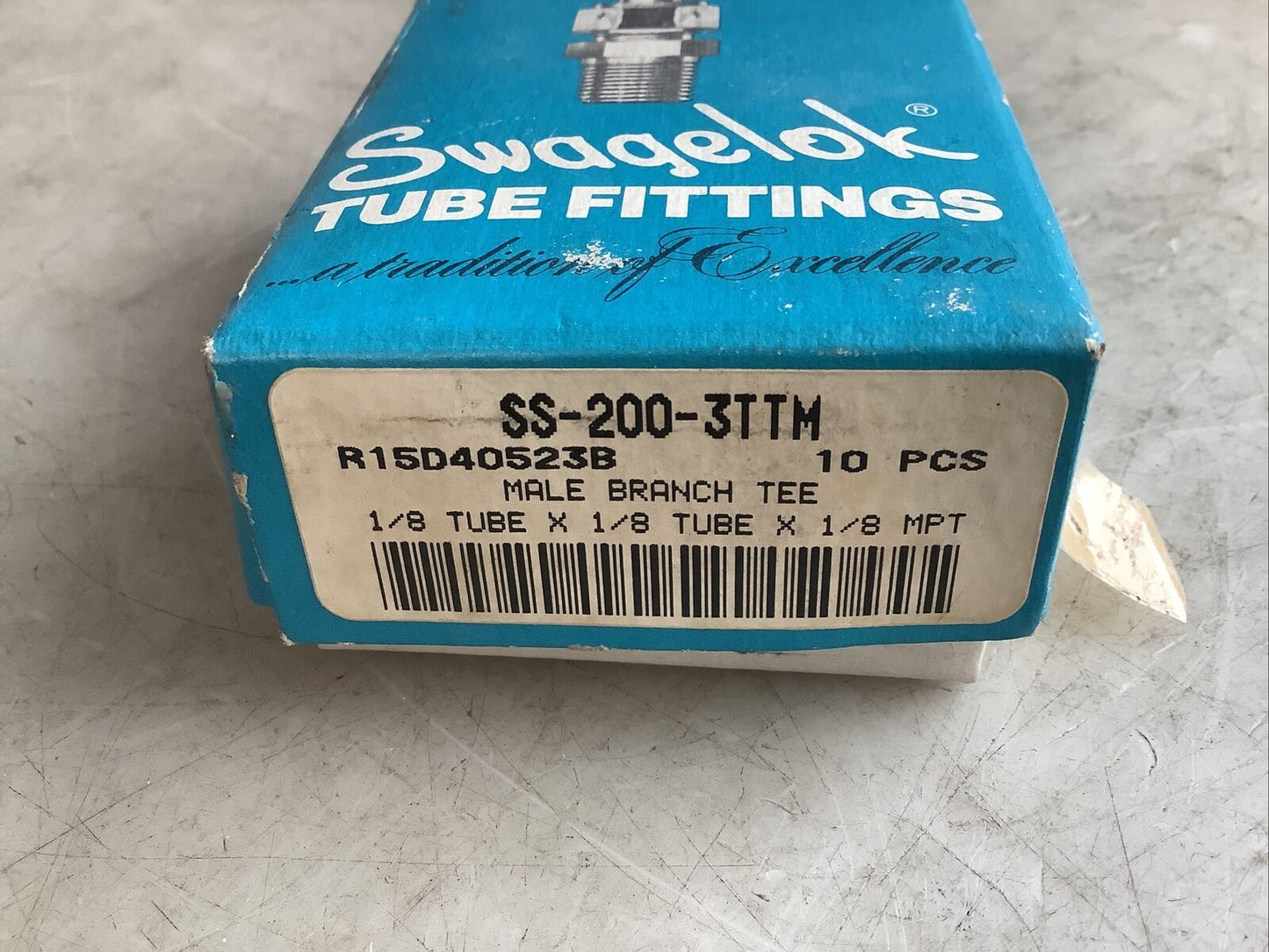 SWAGELOK SS-200-3TTM TUBE FITTING MALE 1/8IN 87YZ - QTY 10