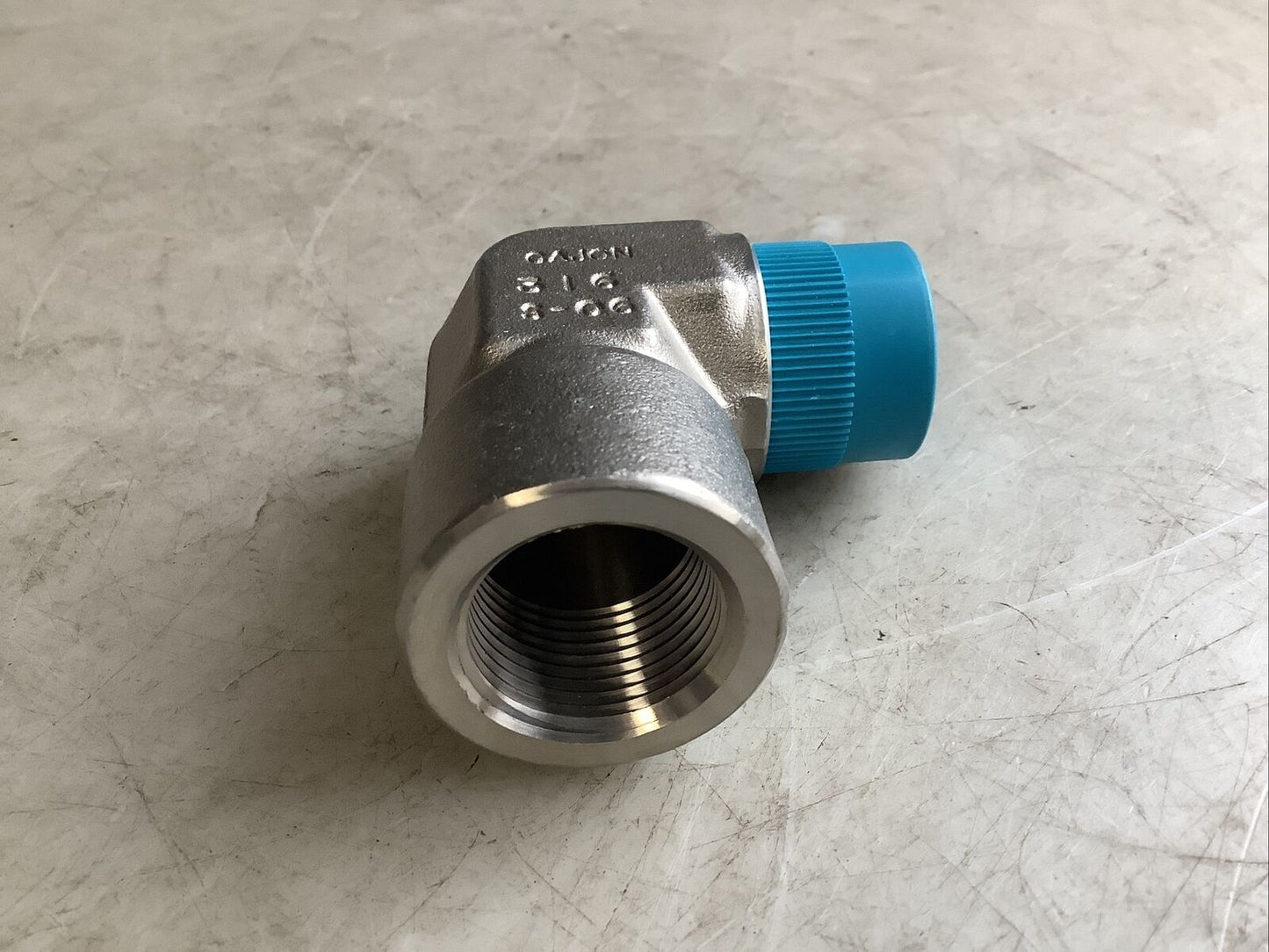 SWAGELOK SS-12-SE PIPE FITTING 87YZ