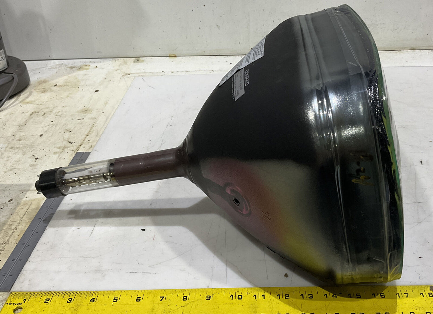 CONRAC CORPORATION 520114-004 ELECTRONIC TUBE 881