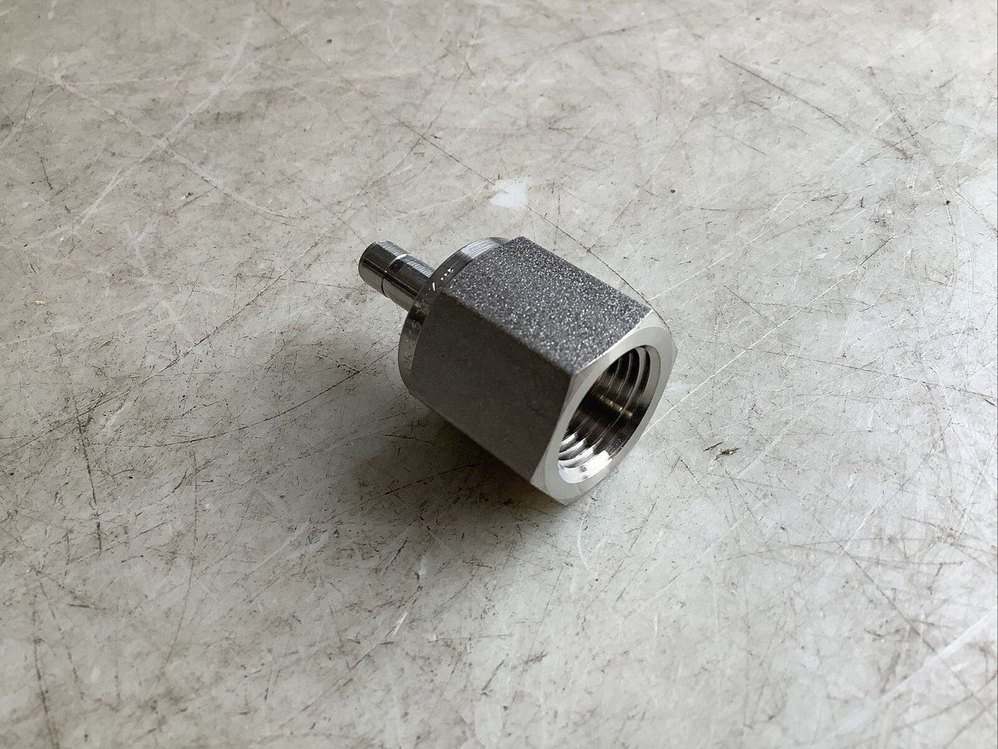 SWAGELOK SS-4-TA-7-6 FEMALE TUBE ADAPTER 87YZ - QTY 3
