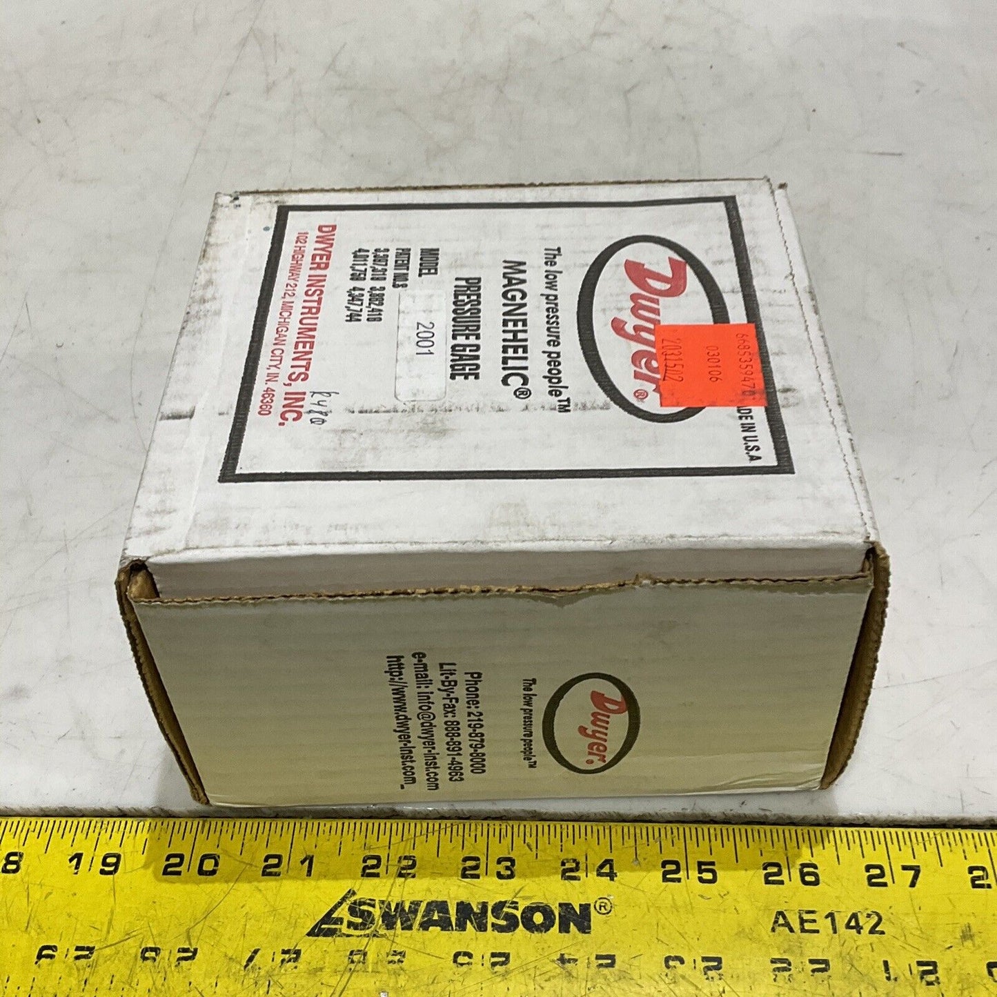 DWYER 2001 MAGNEHELIC PRESSURE GAUGE 15 PSIG 0-1.0 373