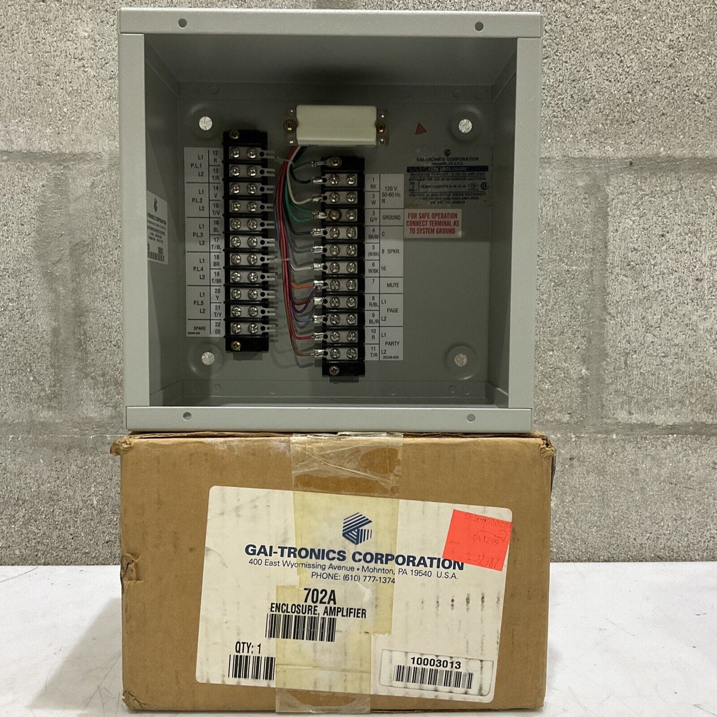 GAI-TRONICS 702A AMPLIFIER ENCLOSURE 373