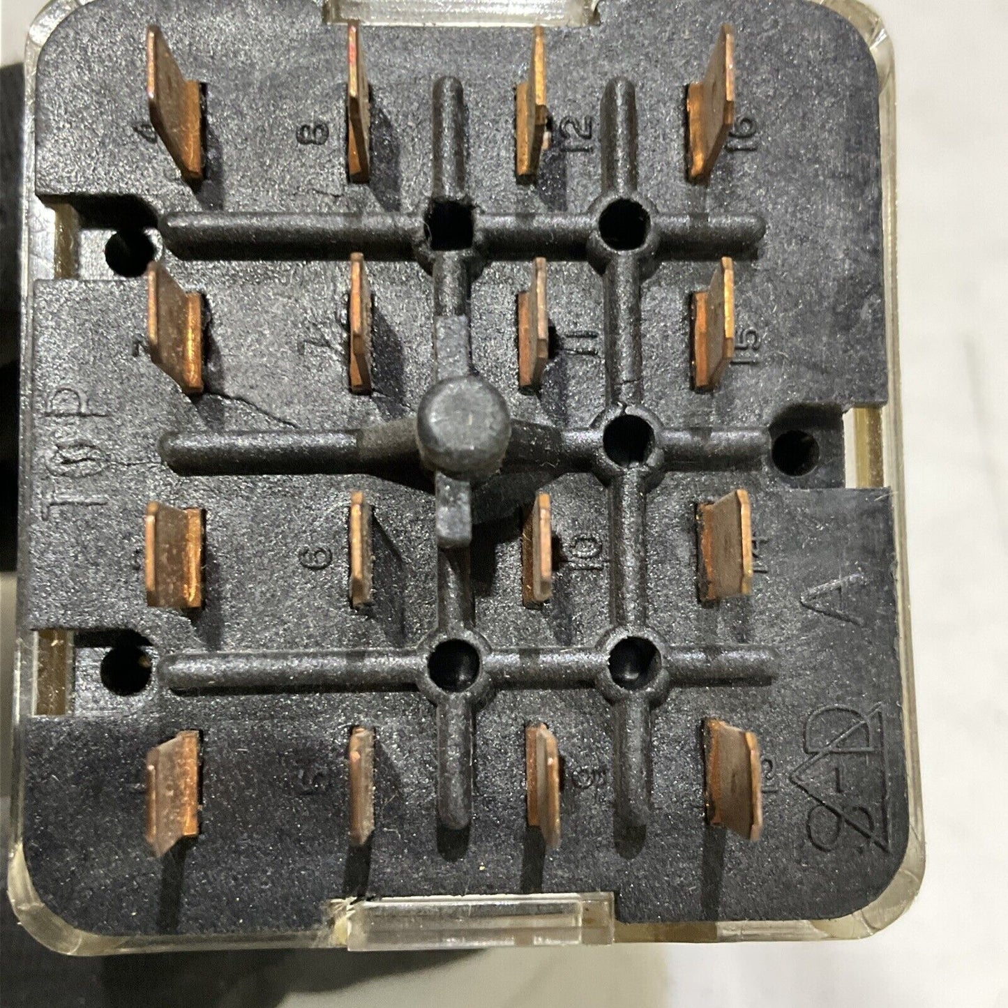 STRUTHERS-DUNN 436XDX-010 RELAY 24V 60HZ 373