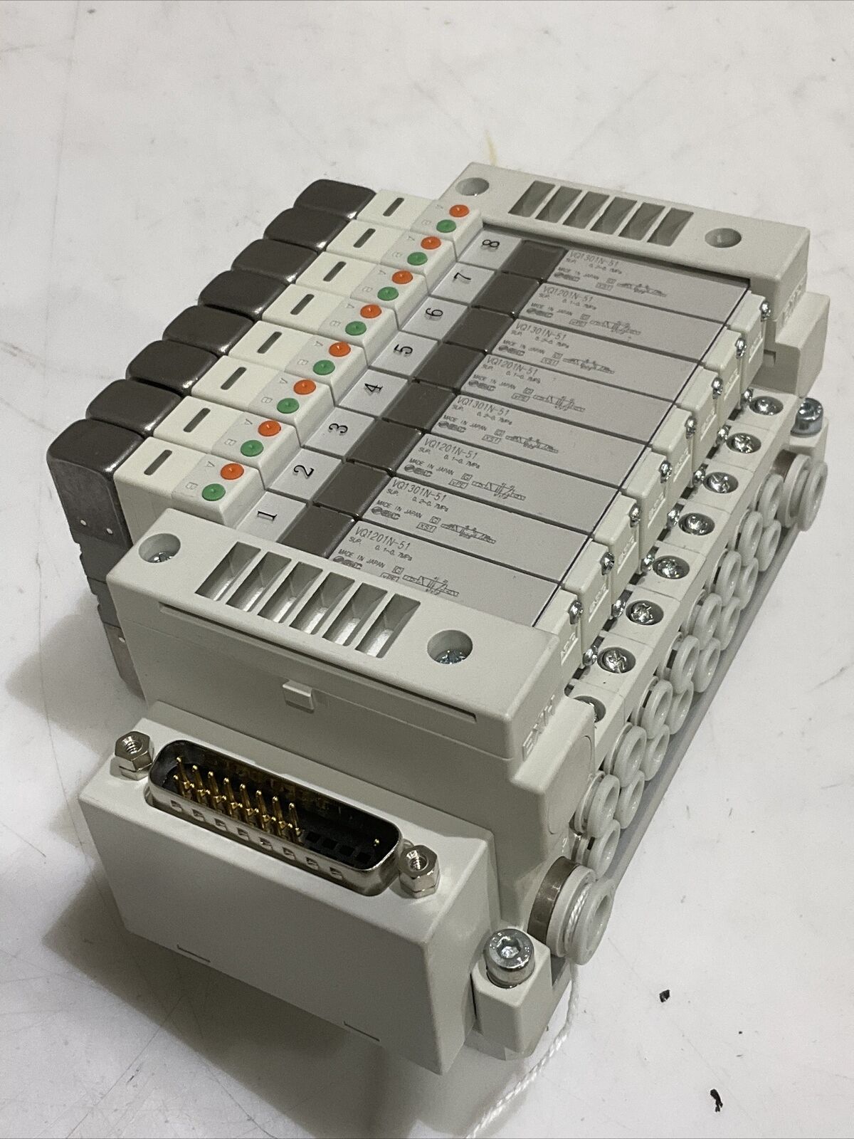 SMC VV5Q11-08C6FU0-NS-X50US 164K751G01 VALVE MANIFOLD INDEXER 8 STATION U3S