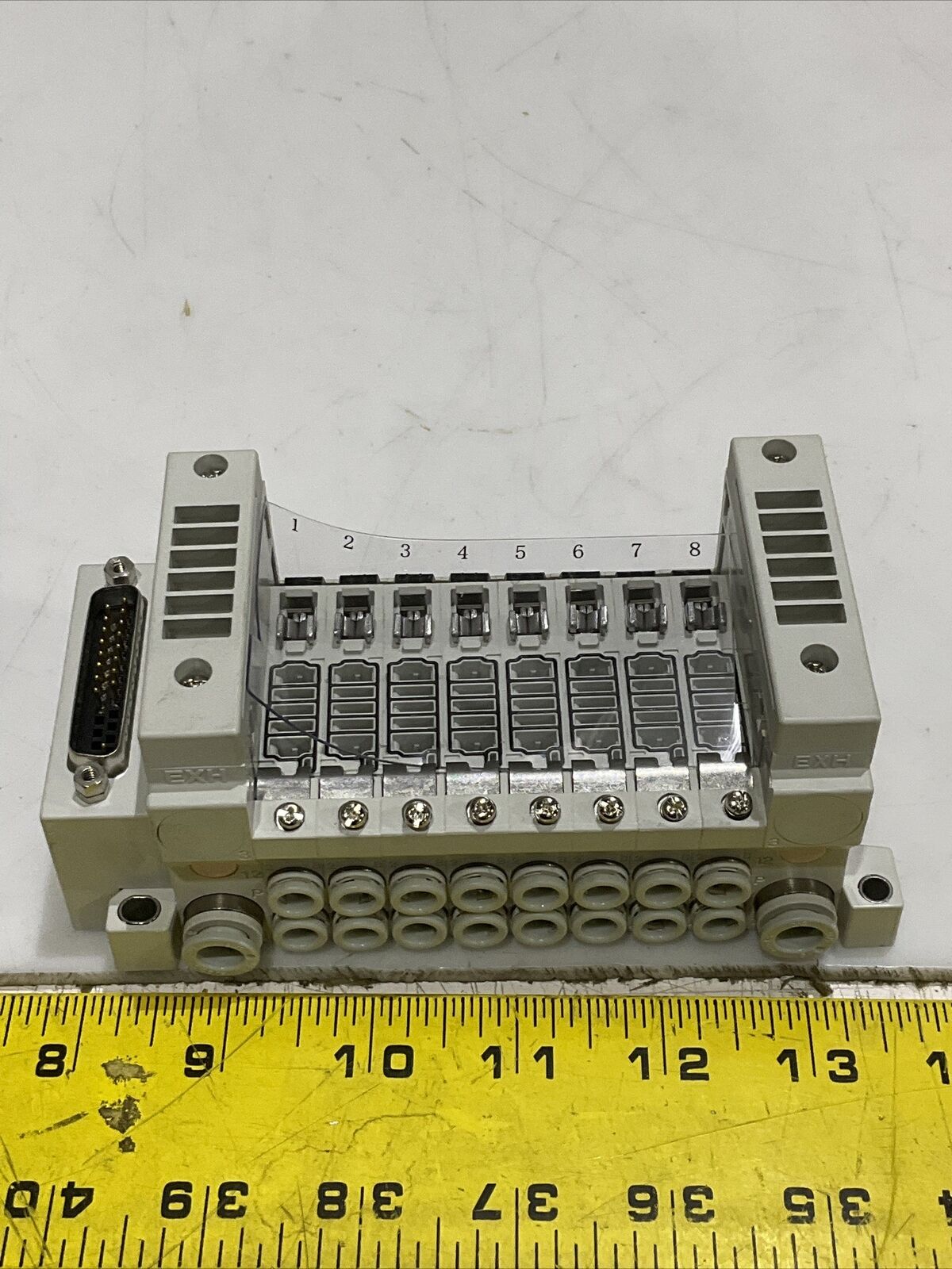 SMC VV5Q11-08C6FU0-NS-X50US MOUNTED MANIFOLD MOUNT U3S