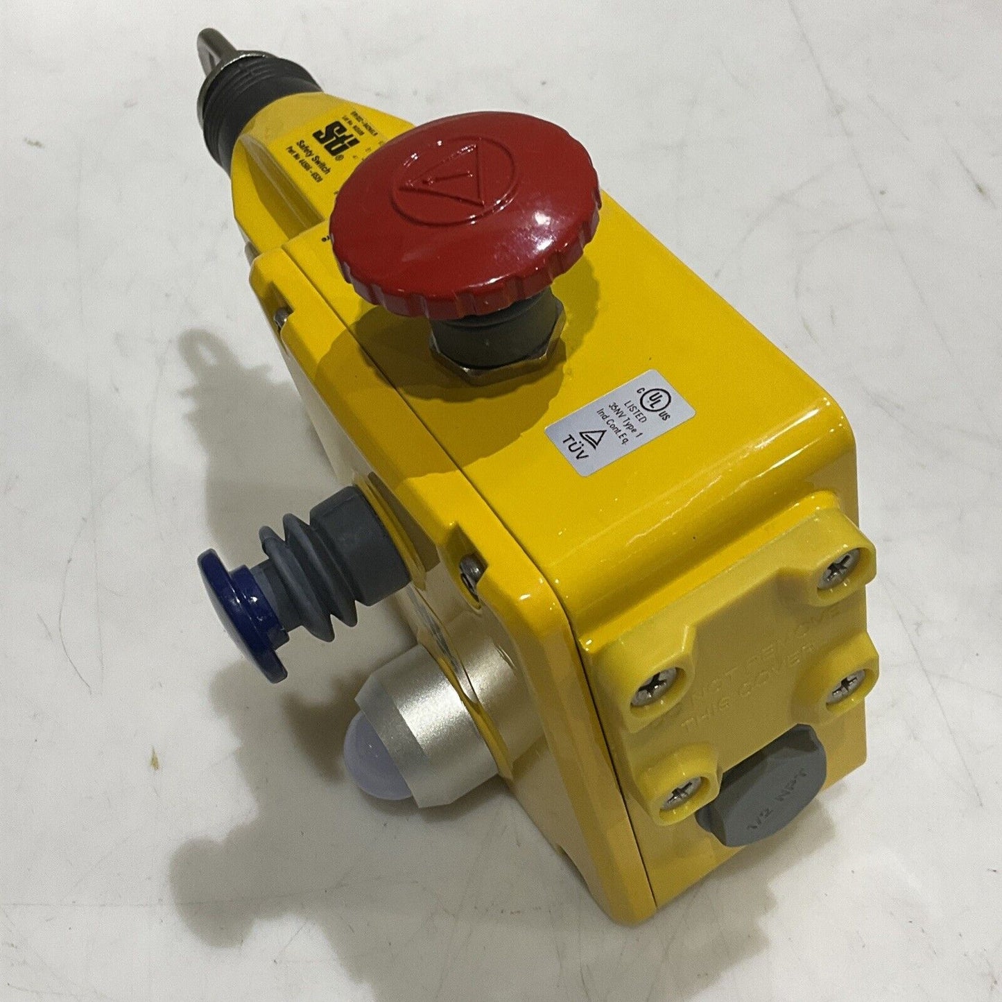 STI 44506-6520 SAFETY SWITCH RIGHT EMERGENCY SWITCH ER1022-0 44506-6520 U3S
