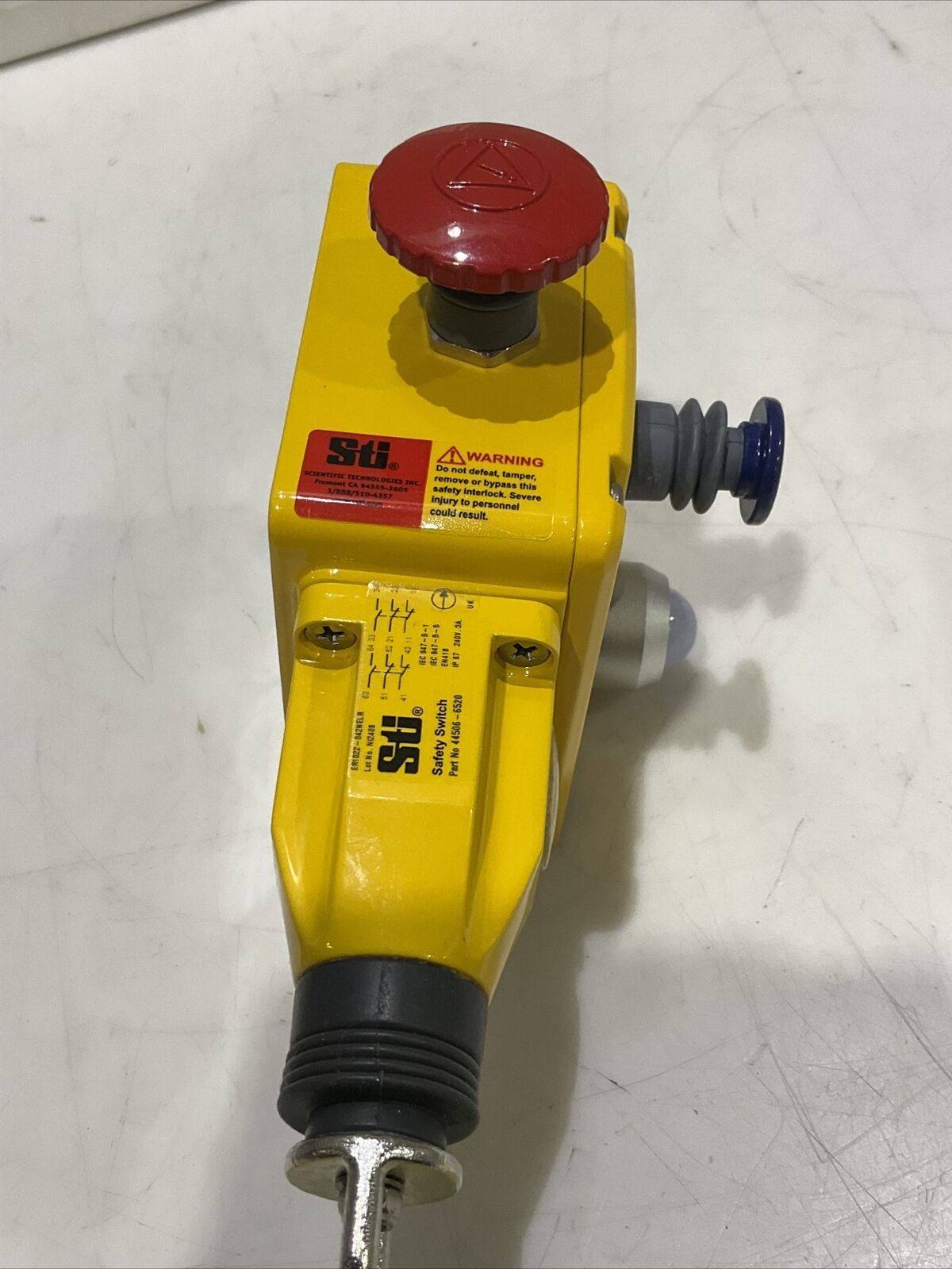STI 44506-6520 SAFETY SWITCH RIGHT EMERGENCY SWITCH ER1022-0 44506-6520 U3S