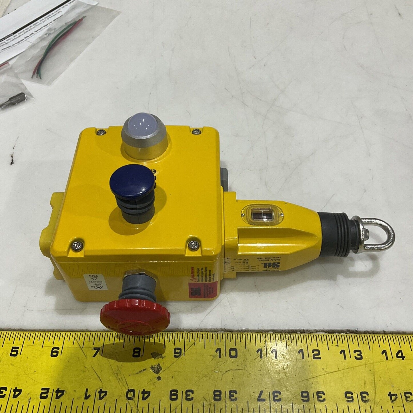 STI 44506-6520 SAFETY SWITCH RIGHT EMERGENCY SWITCH ER1022-0 44506-6520 U3S
