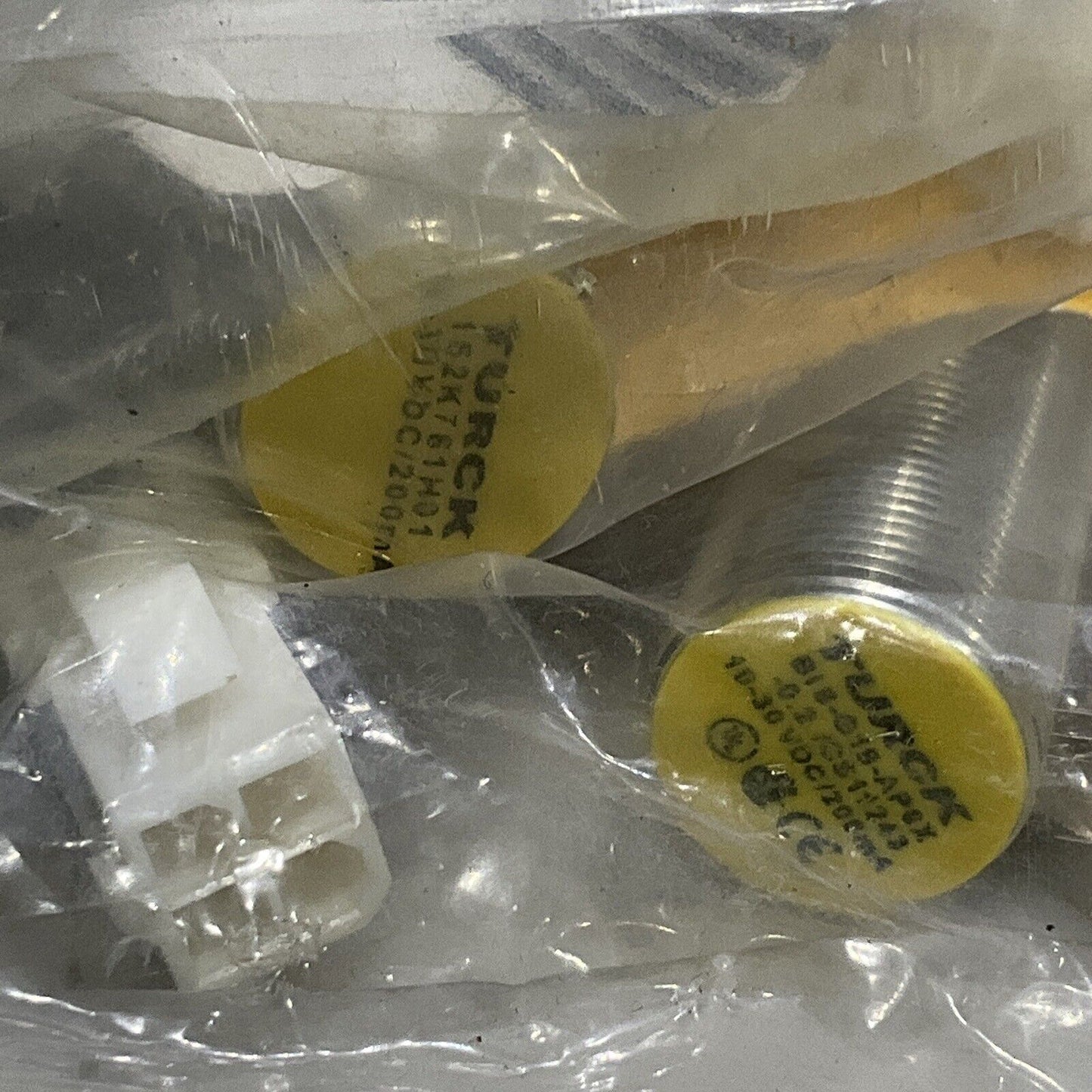TURCK BI8-G18-AP6X-0.2/CS11243 INDUCTIVE PROXIMITY SENSOR LOT OF 4 U3S