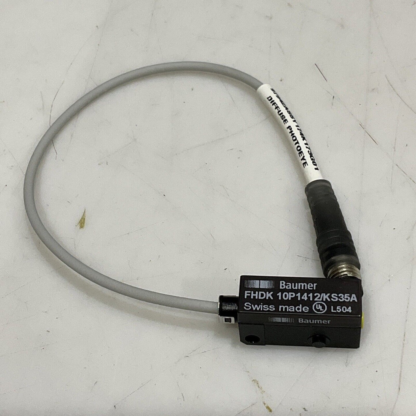 BAUMER FHDK 10P1412/KS35A DIFFUSE PHOTOEYE PHOTOELECTRIC SENSOR ASSEMBLY U3S