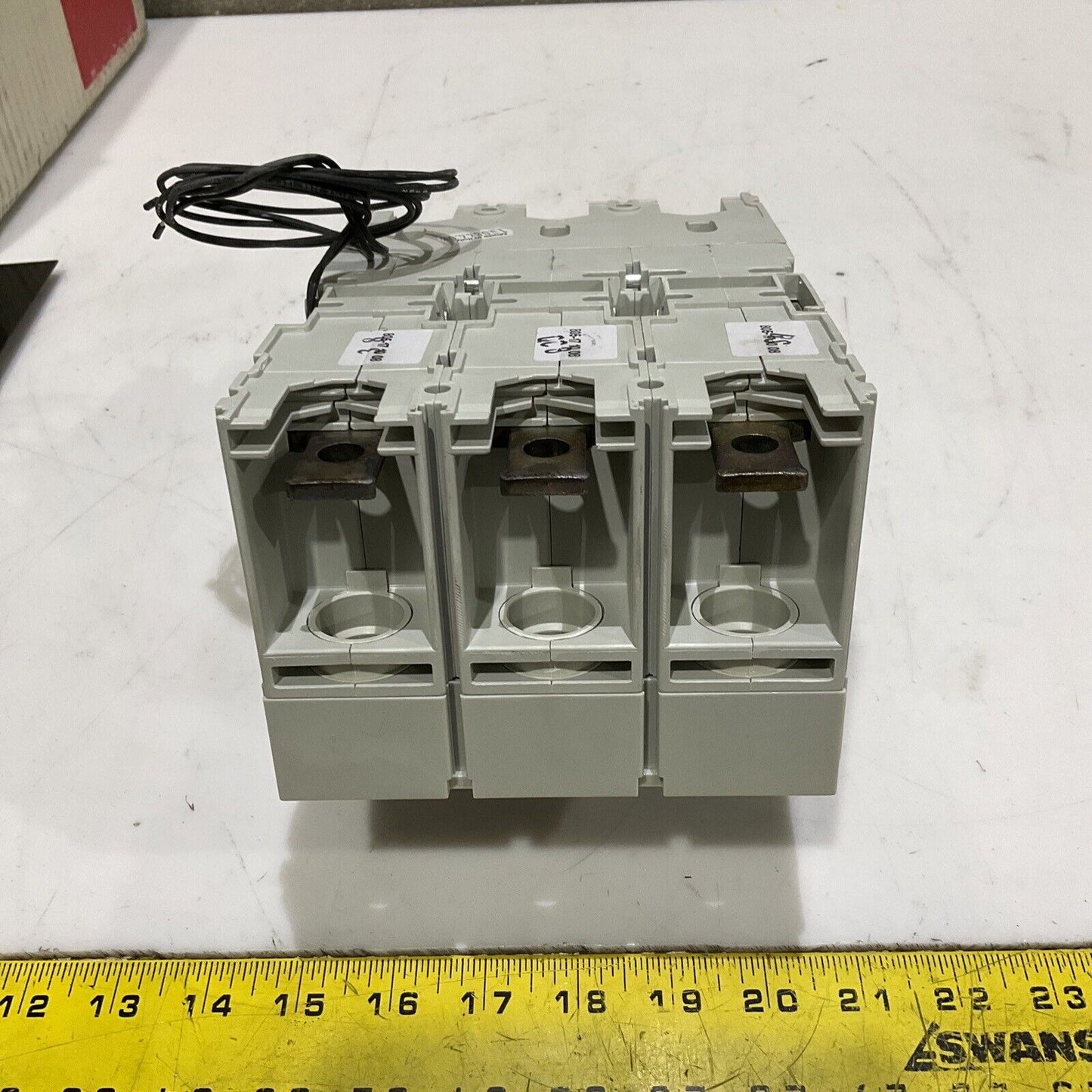 ABB T5N300TWS4 SACE TMAX TSN 400 CIRCUIT BREAKER 300A 3P U3S