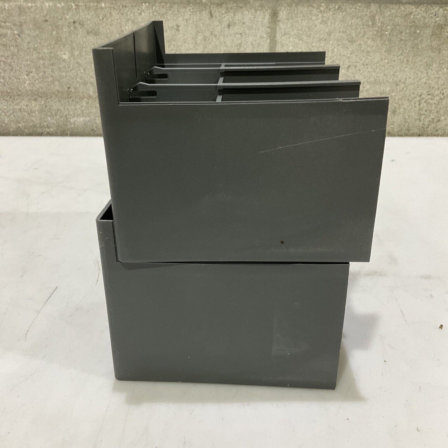 ABB KT5HTC-3 1SDA054960R1 TERMINAL CIRCUIT BREAKER COVER 3 POLE LOT OF 2 U3S