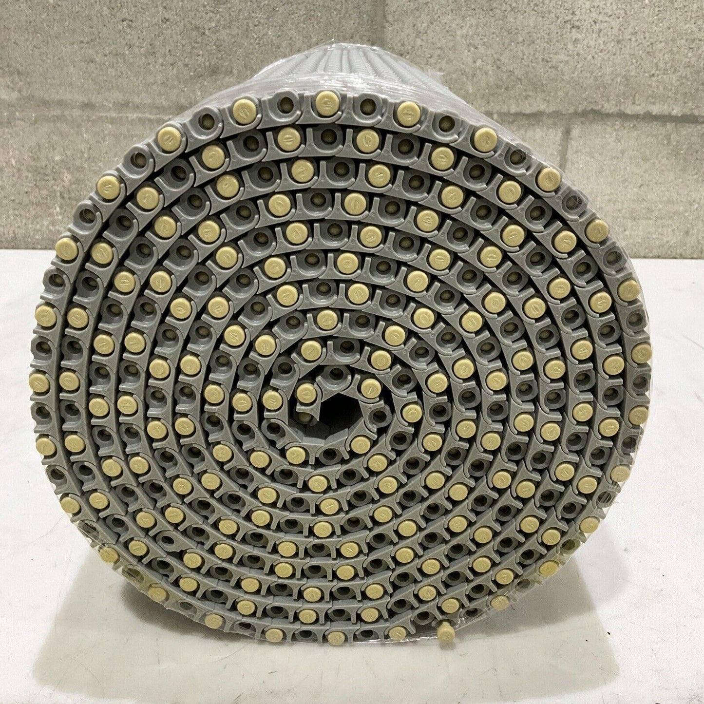 HABASIT M1220 MODULAR BELTING 24 IN X 153 IN 305 ROWS U3S