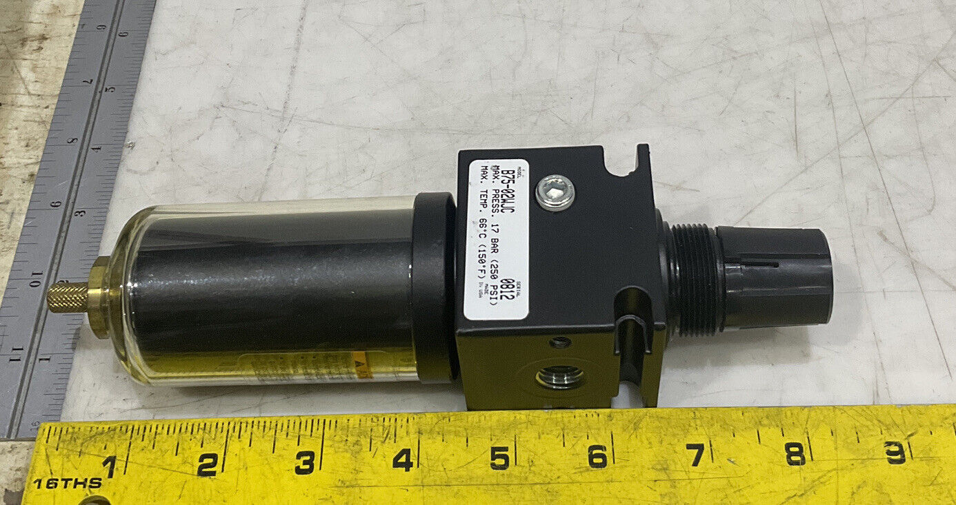PARKER WATTS B75-02WJC 250PSI 125F MANUAL TWIST DRAIN 1/4” NPT FILTER REGULATOR U3S