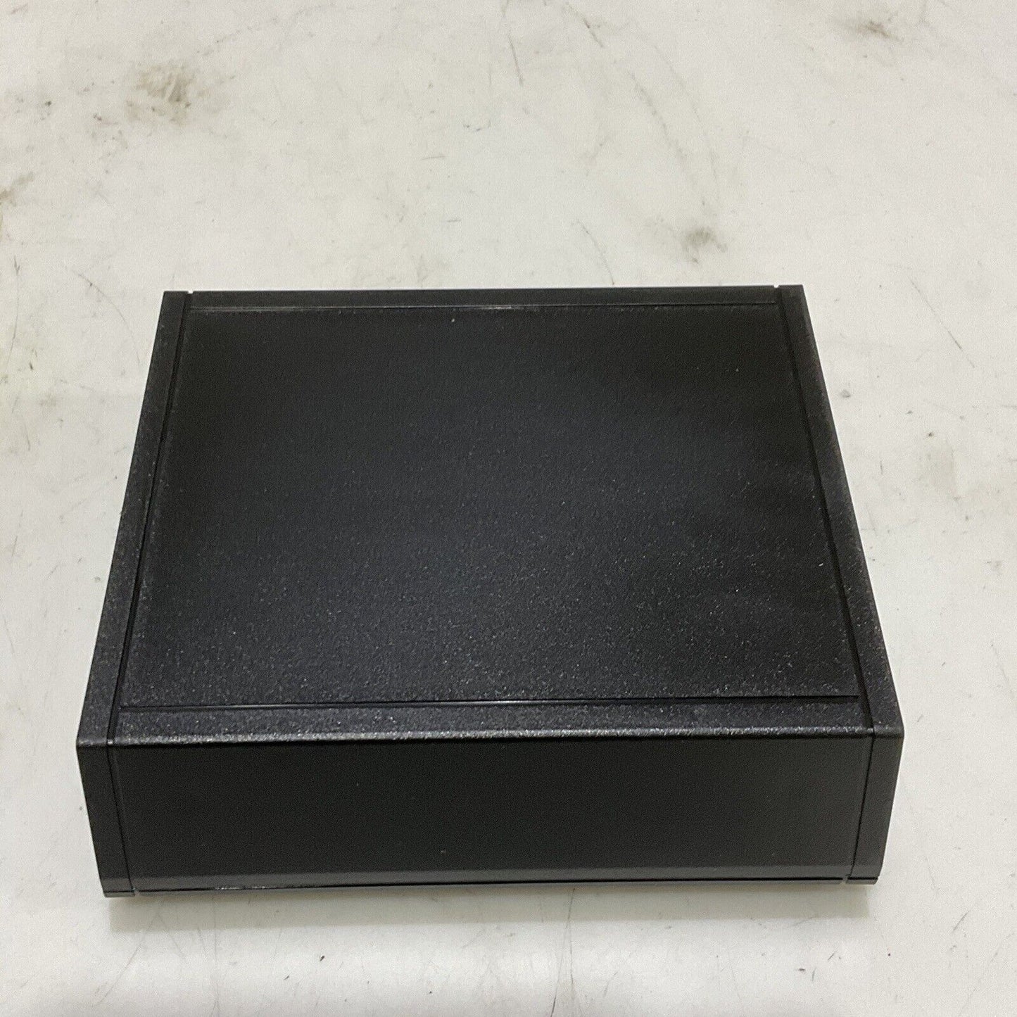AMS RS-232/RS-485 10881111 CONVERTER 9 VAC 50/60 HZ .150A U3S