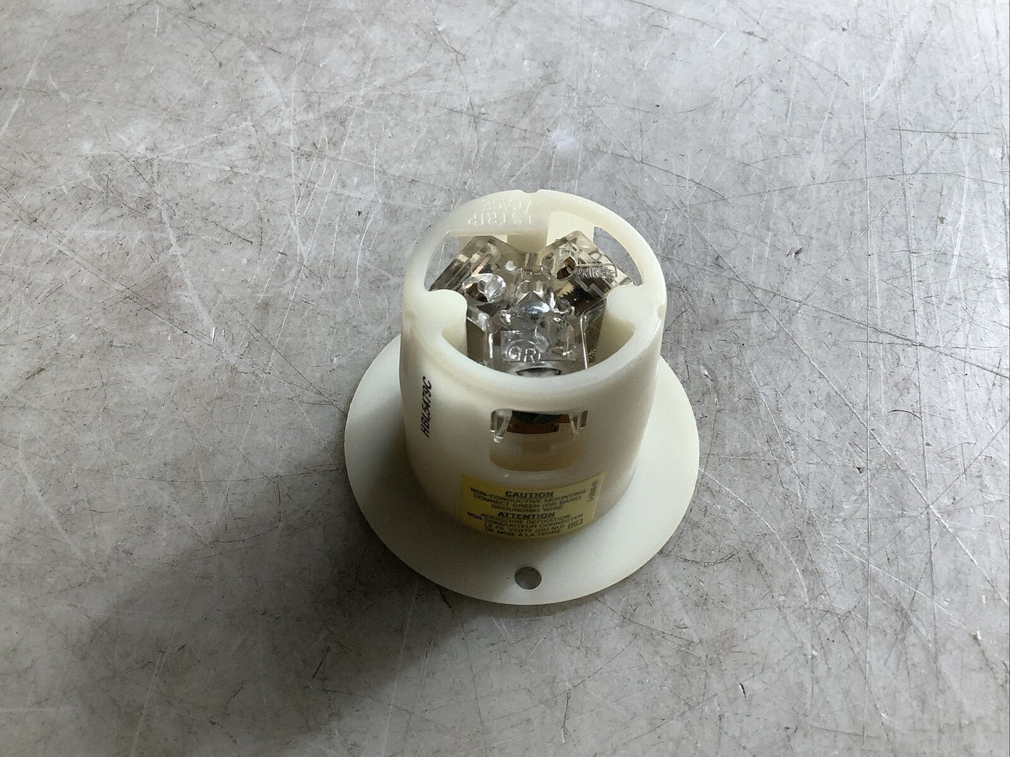 HUBBELL HBL5479C FLANGED RECEPTACLE 20A 250V 2P 3W 554