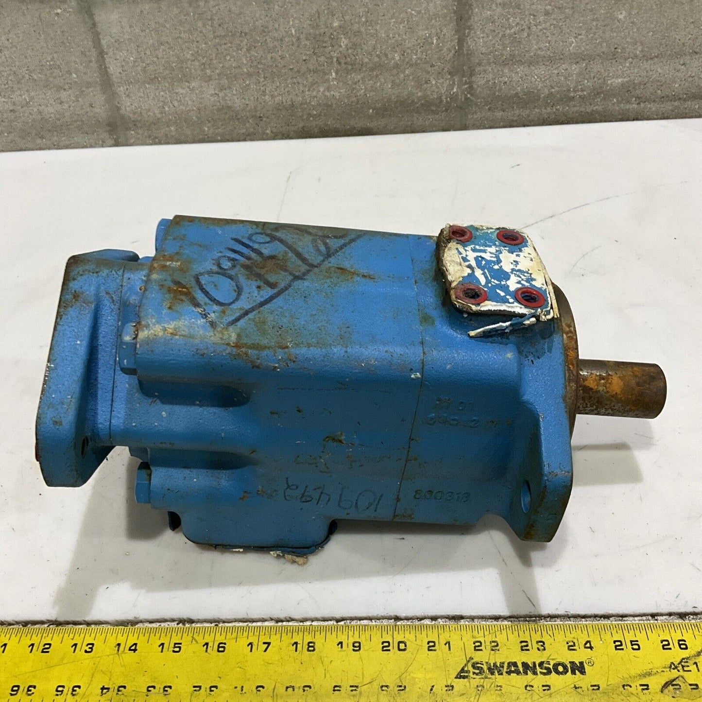 EATON VICKERS 35VQTBS21A 2203AA20R HYDRAULIC VANE PUMP U4M