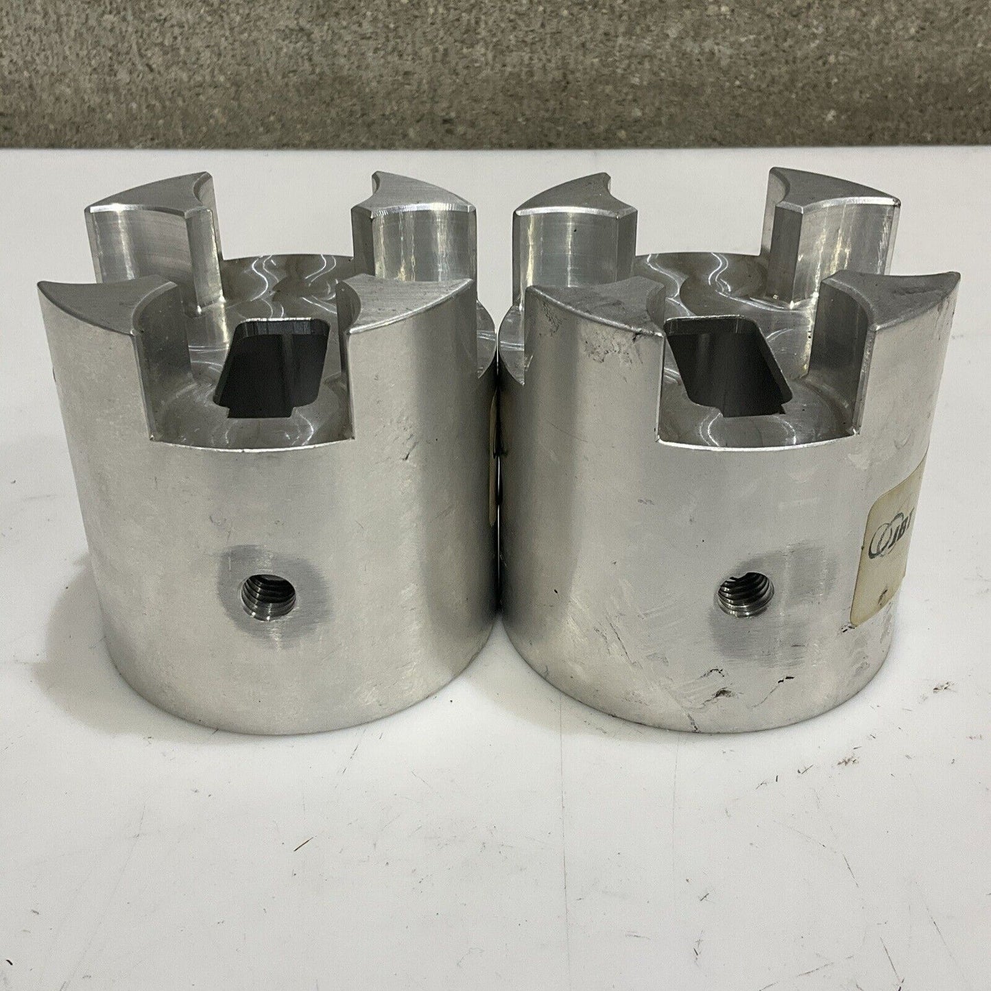 JBT WT100-011 J050058716 SR-S01 COUPLING SIZE 28 SPECIAL 254TC LOT OF 2 U4M