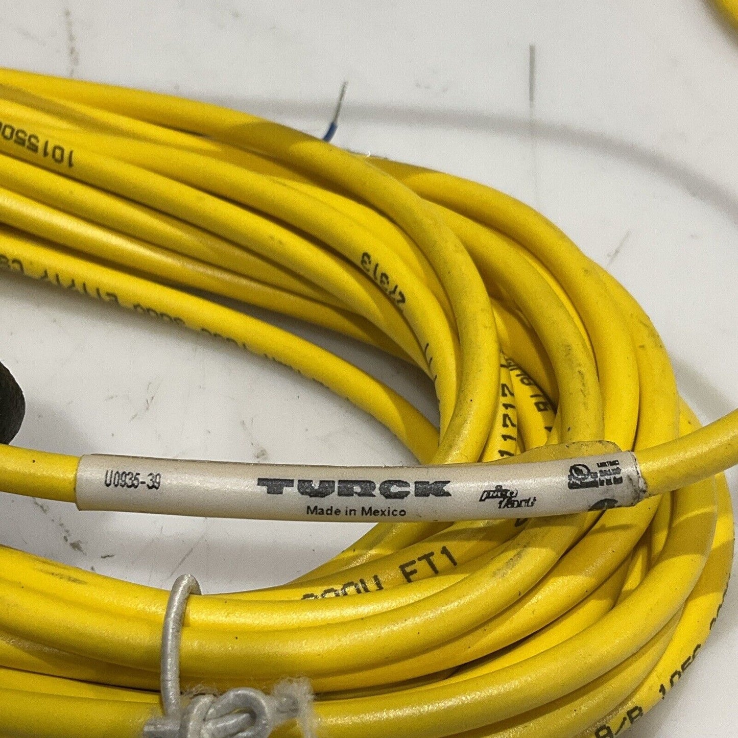 TURCK PKG-4M-9 U0935-39 CABLE ASSEMBLY LOT OF 2 U4M