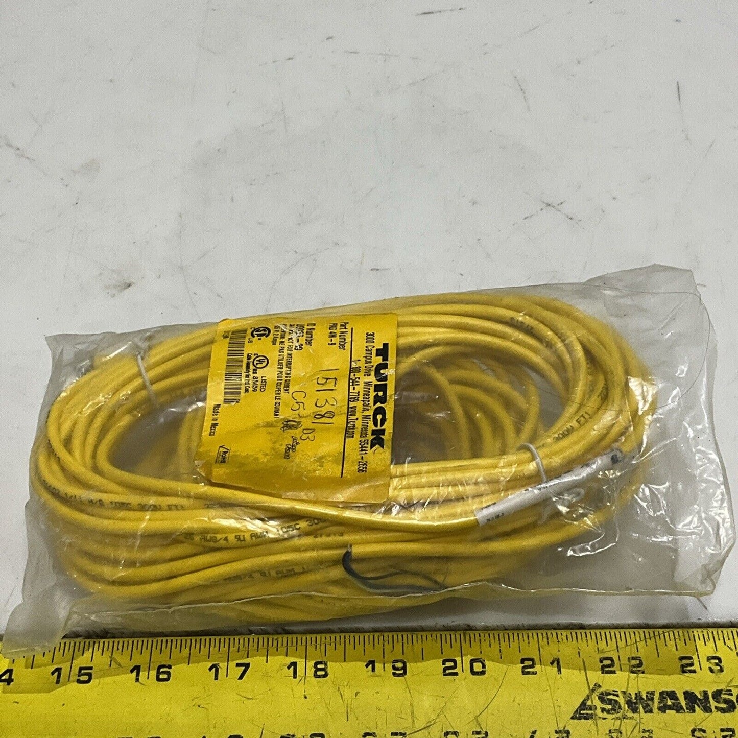 TURCK PKG-4M-9 U0935-39 CABLE ASSEMBLY LOT OF 2 U4M
