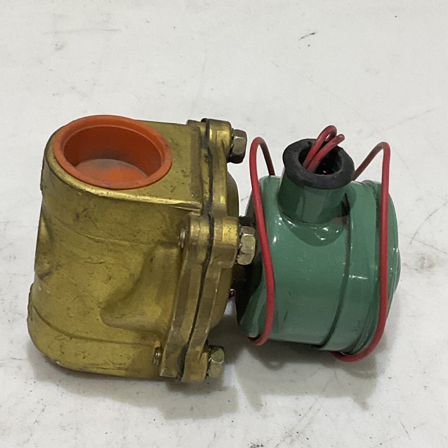ASCO EF80171 F511009 EF8210B55 SOLENOID VALVE 150/125 PSI 15.4 W 1-1/4 PIPE 120V