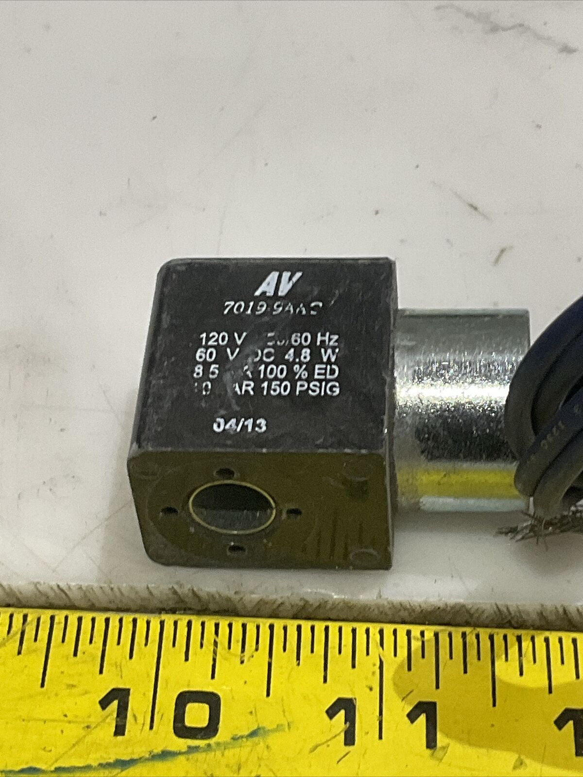 AV 7019-9AAC SOLENOID COIL 120V 50/60 HZ 60V 150 PSIG LOT OF 2