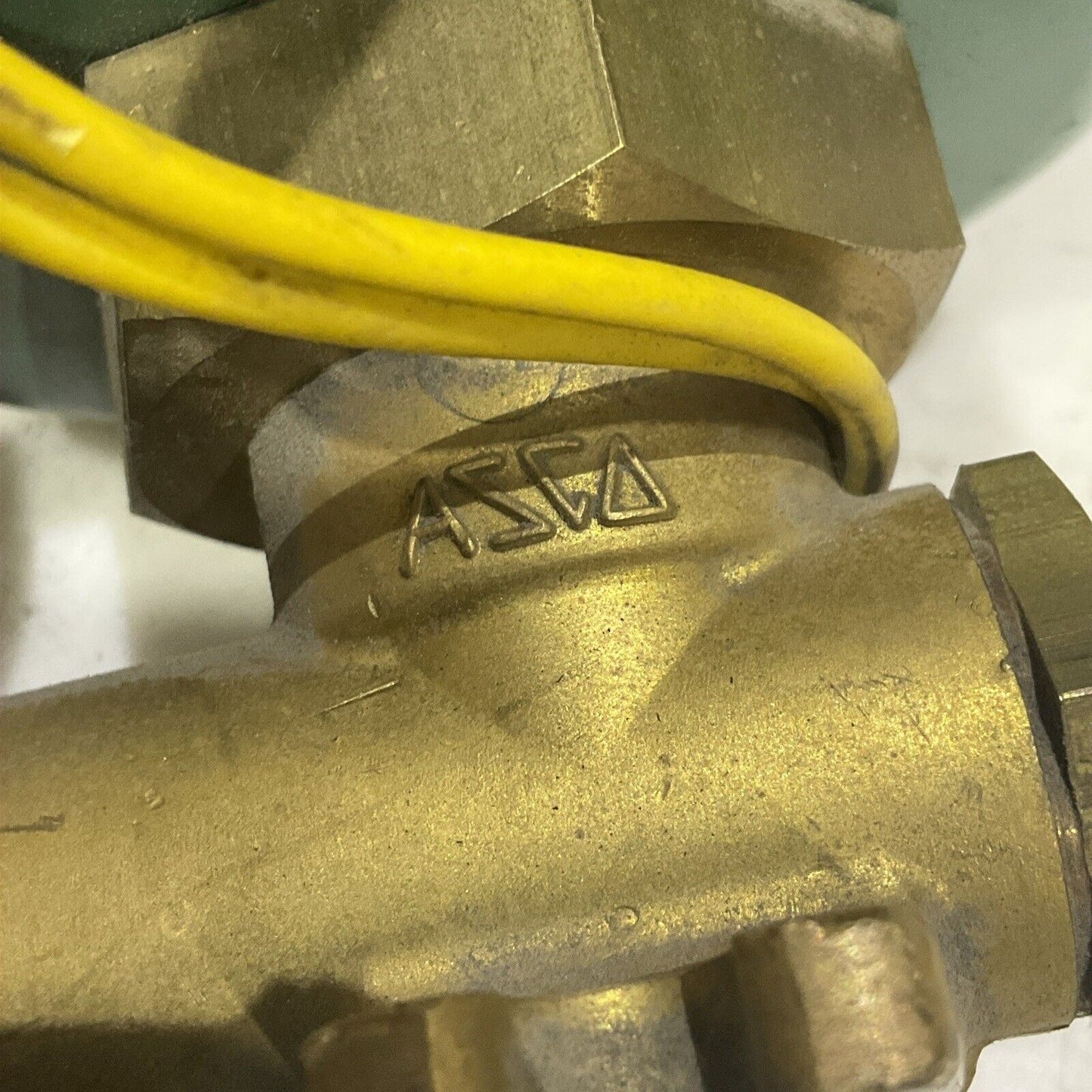 ASCO RED HAT 2126314RU 212787 SOLENOID VALVE 125 V 35.1 W 100 PSI 3/8 PIPE