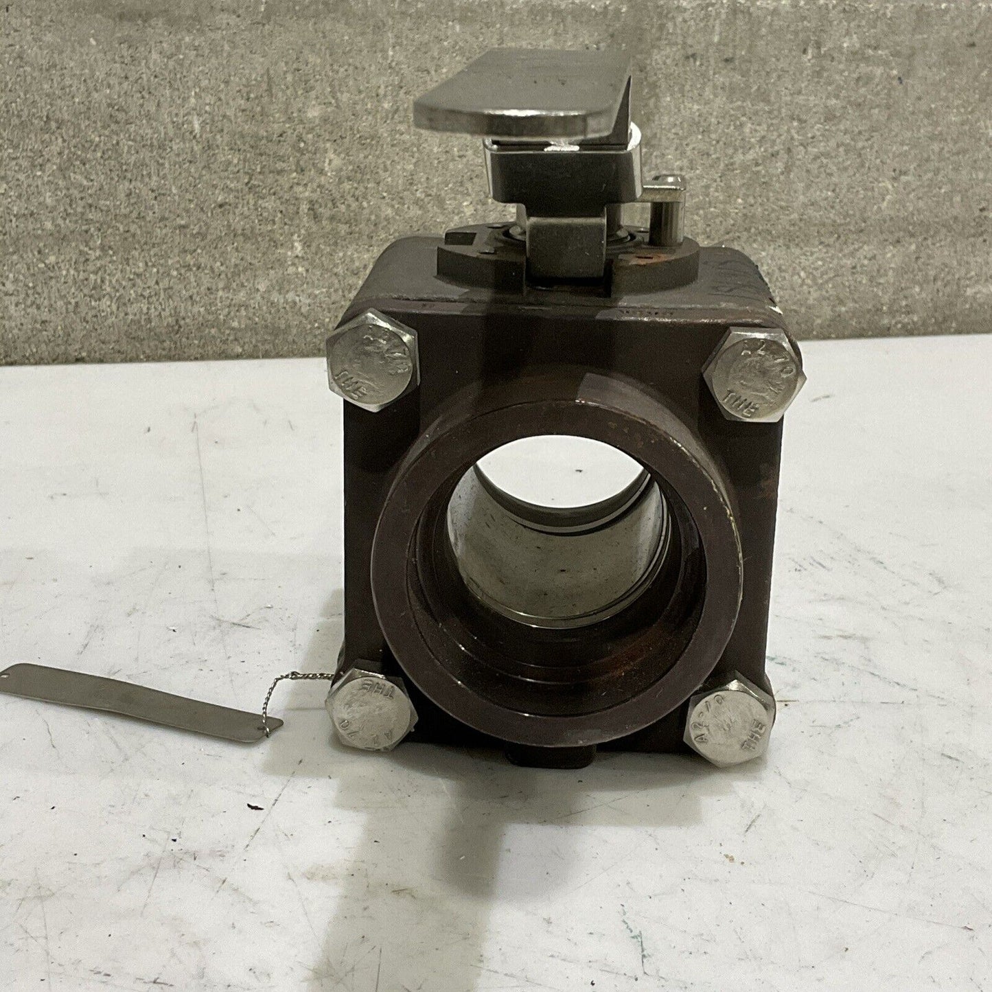 AVCO 1113TT-SW VALVE 216WCB 316SS 2” 2000W0G TFE 1000 SERIES U4M