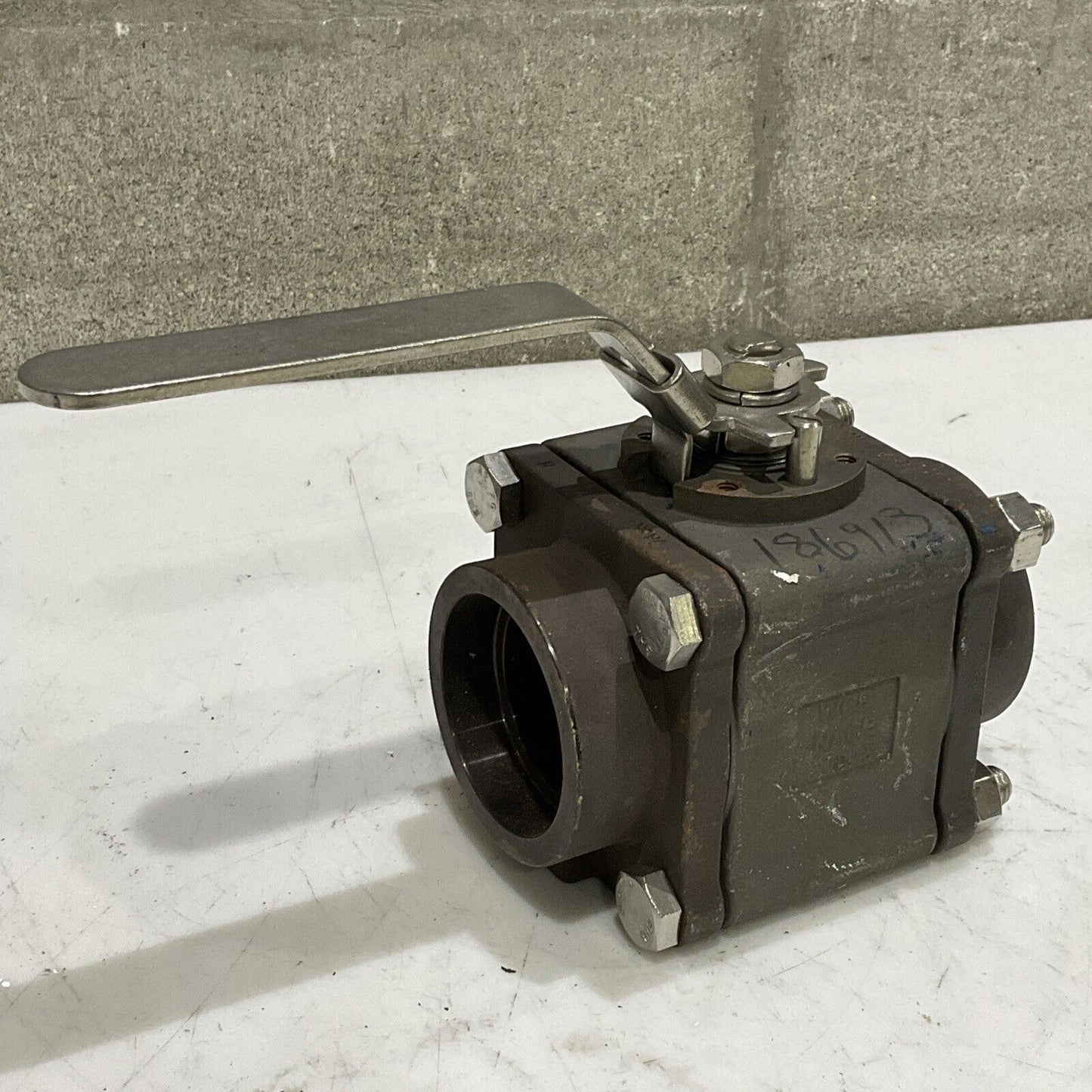 AVCO 1113TT-SW VALVE 216WCB 316SS 2” 2000W0G TFE 1000 SERIES U4M