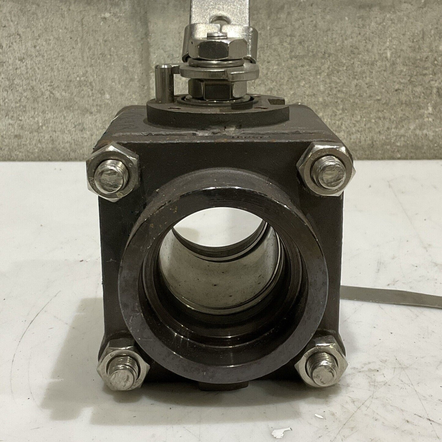 AVCO 1113TT-SW VALVE 216WCB 316SS 2” 2000W0G TFE 1000 SERIES U4M