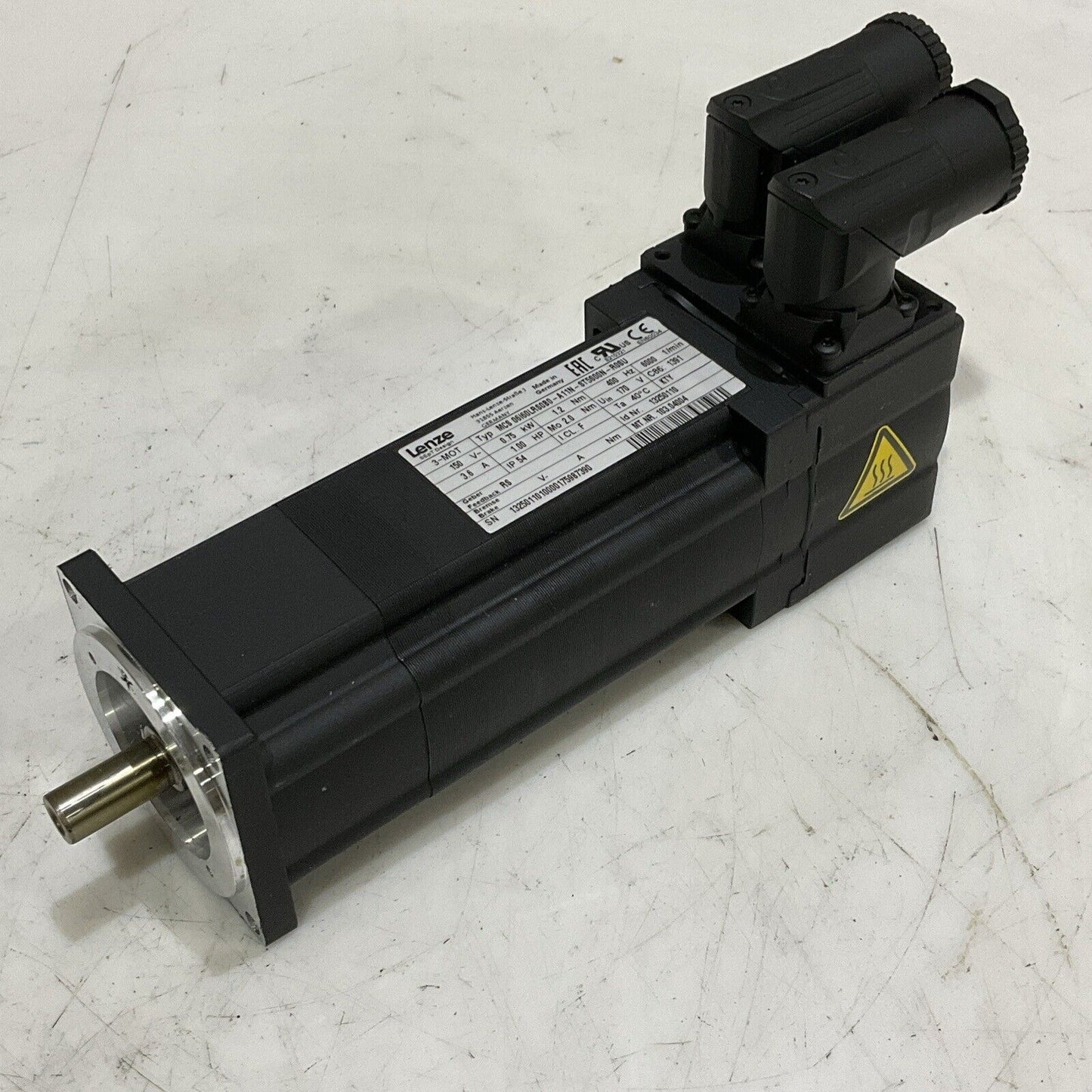 LENZE MCS 06160LRS0B0-A11N-ST5S00N-R0SU SERVO MOTOR 150/170V 1.00 HP 400HZ U3S