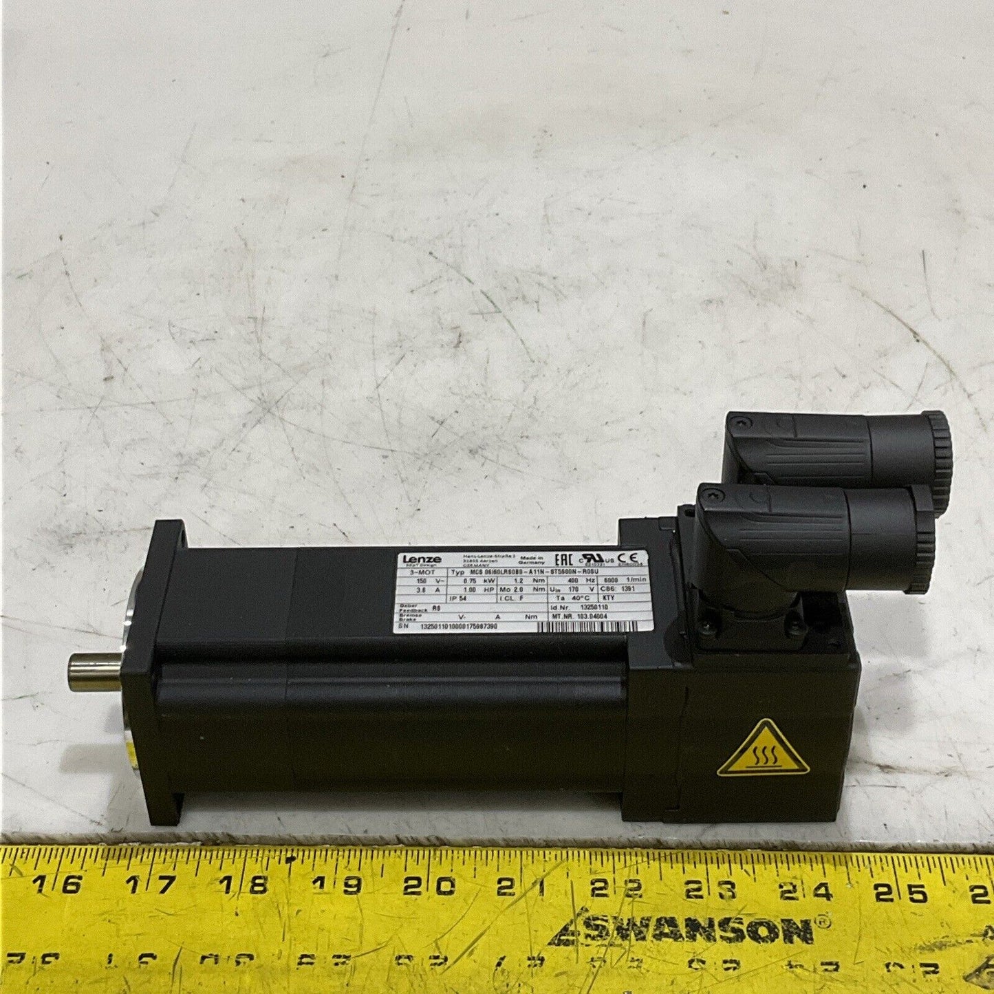 LENZE MCS 06160LRS0B0-A11N-ST5S00N-R0SU SERVO MOTOR 150/170V 1.00 HP 400HZ U3S