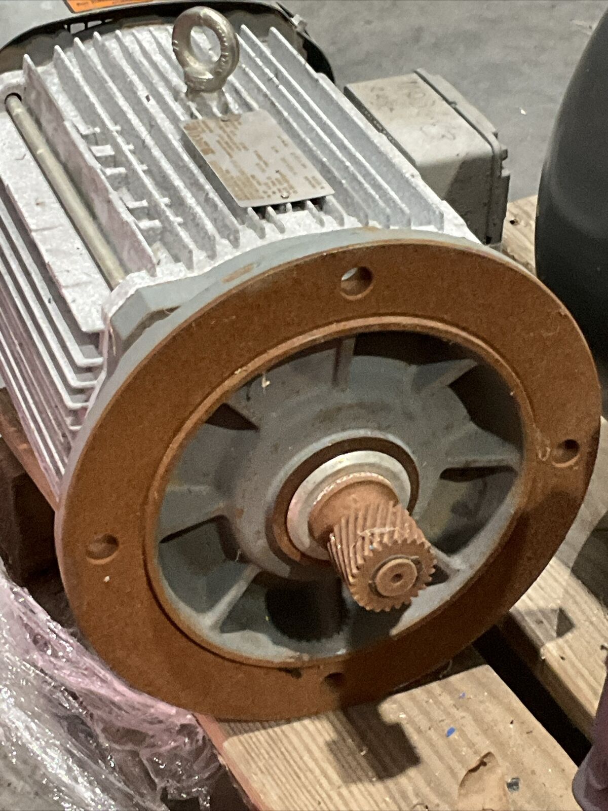 SEW-EURODRIVE DRN112M4/FG 87.7493793502.0001.17.10 MOTOR 60 HZ 1769 U4M
