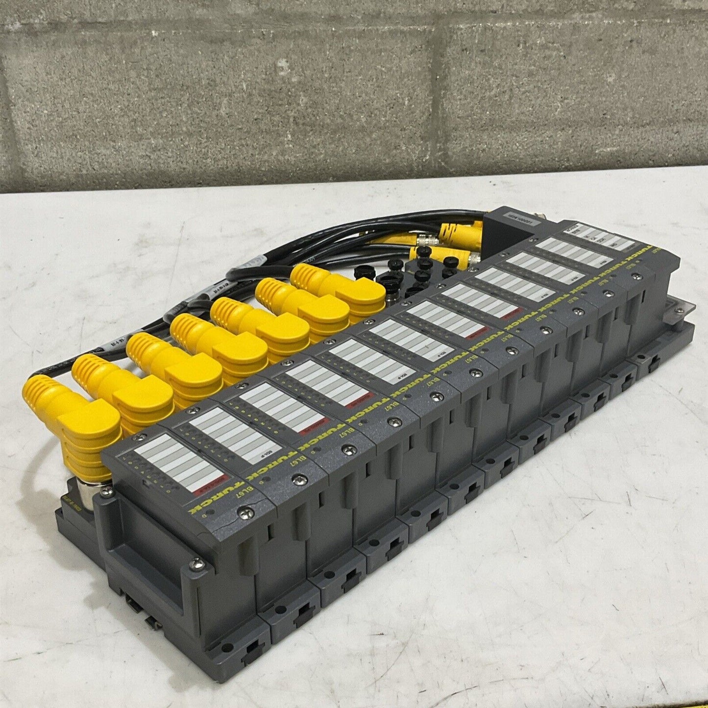 TURCK BL67-B-1M16-19-0.5M BL67-B-8M8 BL67 VERTICALIZER CAN OPEN ASSEMBLY U3S