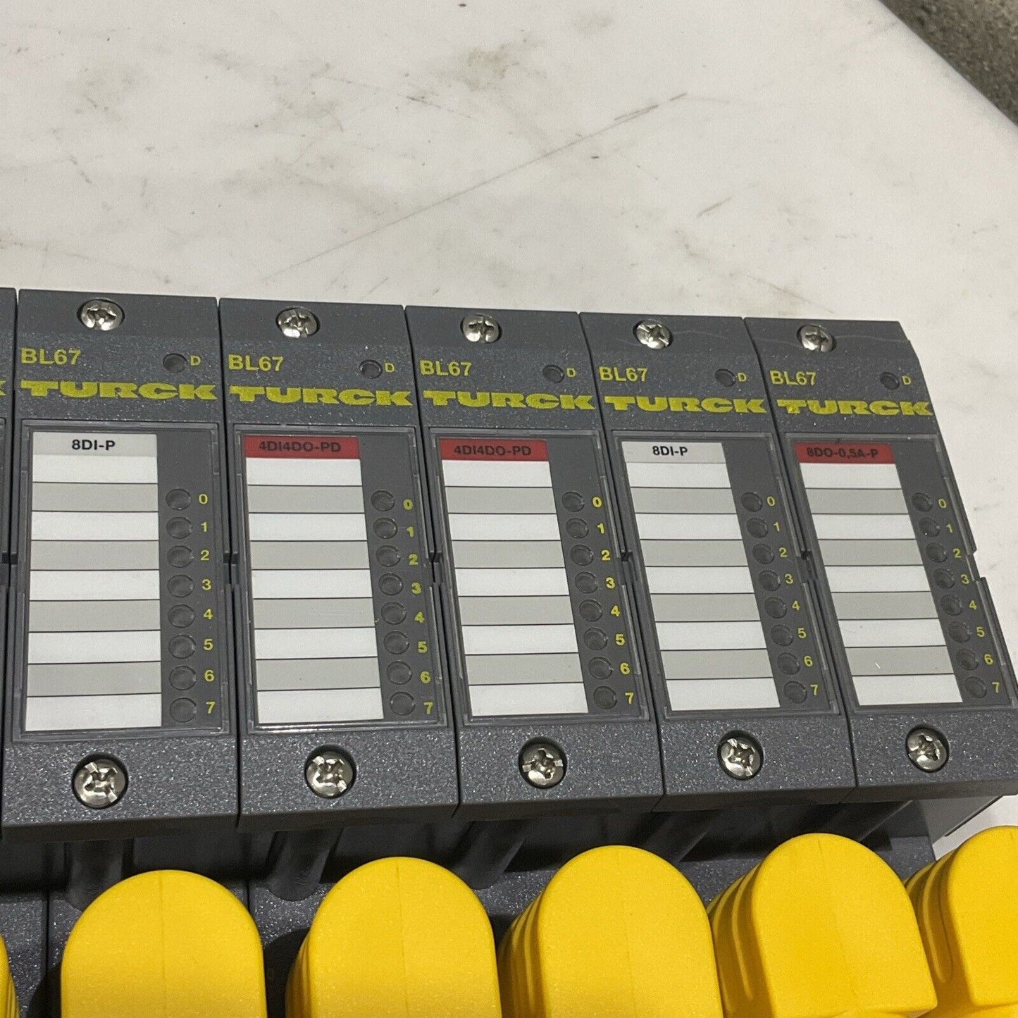 TURCK BL67-B-1M16-19-0.5M BL67-B-8M8 BL67 VERTICALIZER CAN OPEN ASSEMBLY U3S