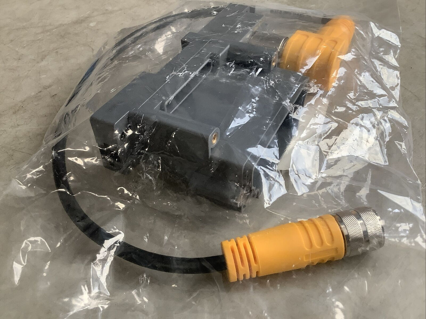 TURCK BL67-B-1M16-14-0.5M BASE MODULE CABLE ASSEMBLY U3S