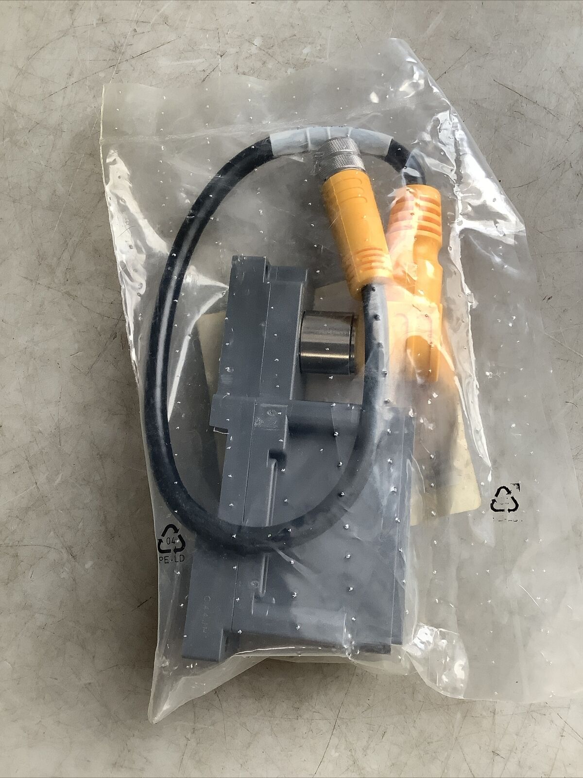 TURCK BL67-B-1M16-19-0.5M BASE MODULE CABLE ASSEMBLY U3S