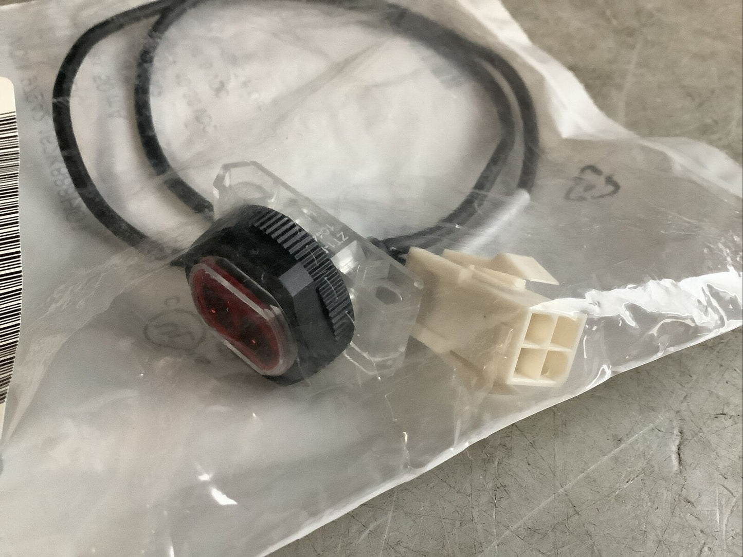 SICK ZT1-P0800S04 1044231 PHOTOELECTRIC INFRADED SENSOR U3S