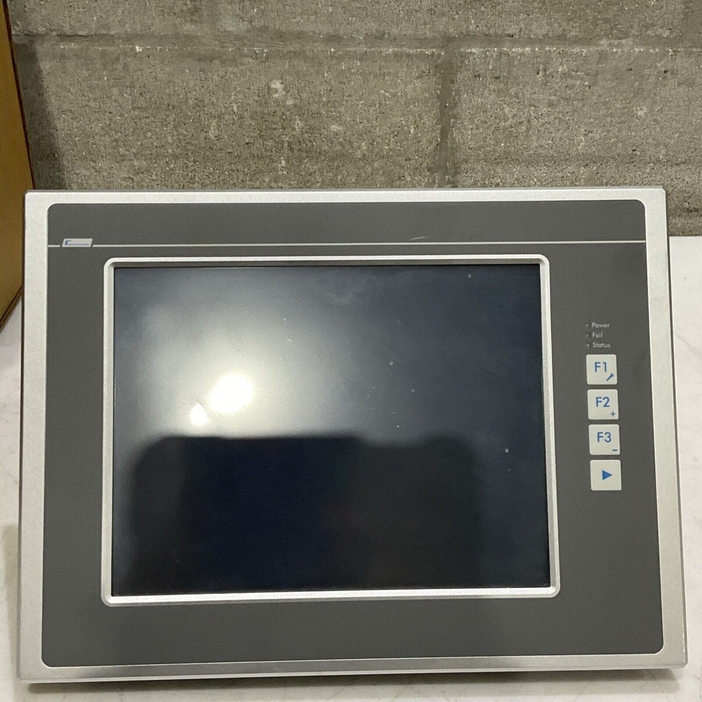 LENZE 3401-0005 OPERATOR INTERFACE TOUCHSCREEN EL 1700 U3S