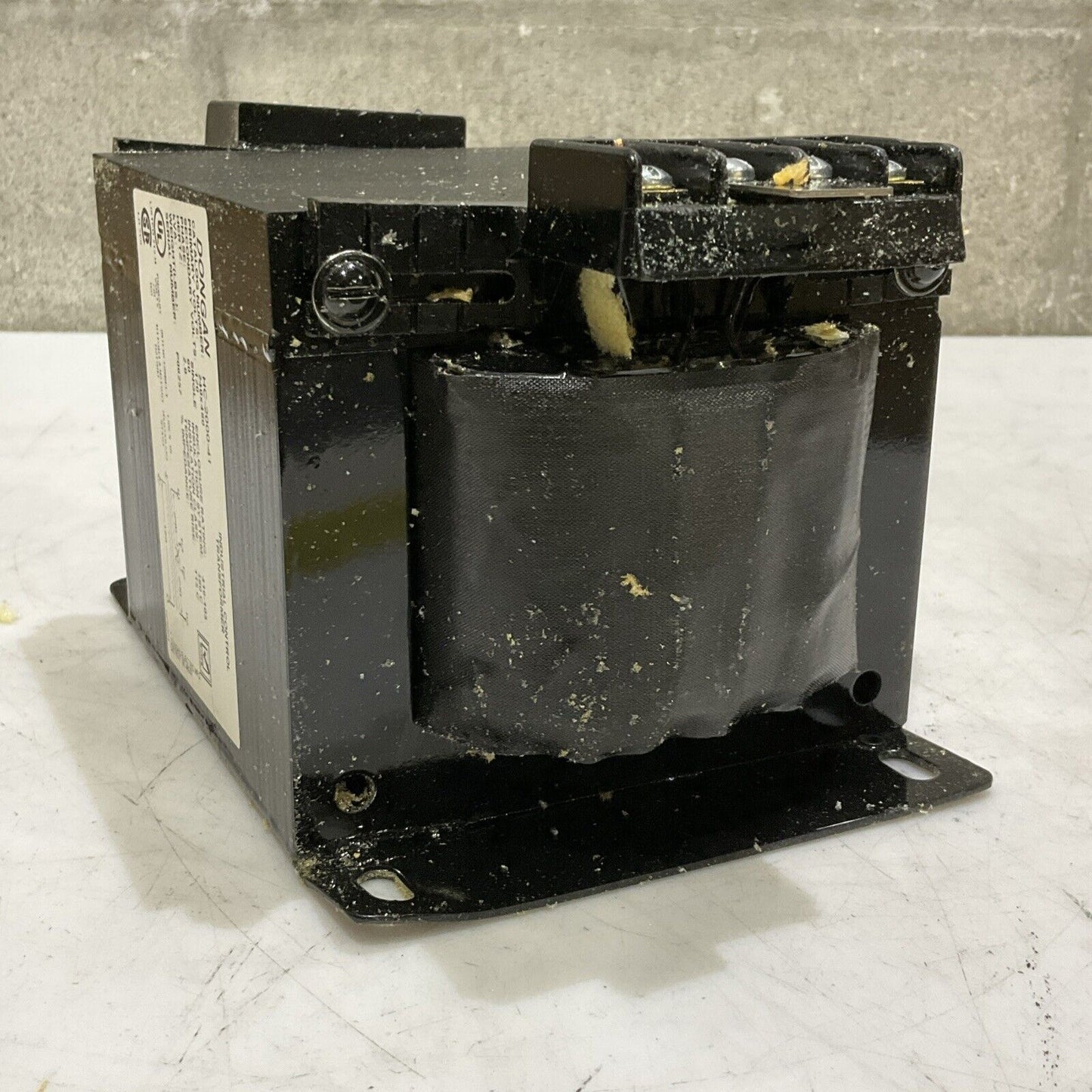 DONGAN TRANSFORMERS HC-2000-41 INDUSTRIAL CONTROL 240 X 480 120 V 60HZ U3S