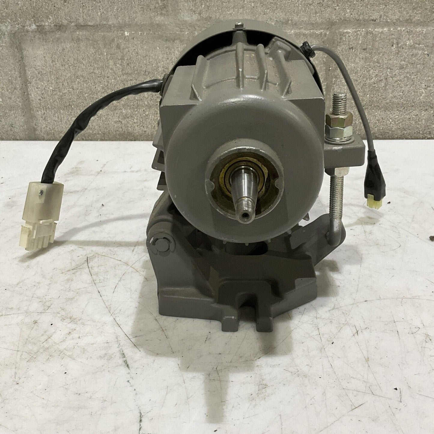 LIMISERVO MITSUBISHI XL-G554-20Y AC SERVO MOTOR 200-240V RM6