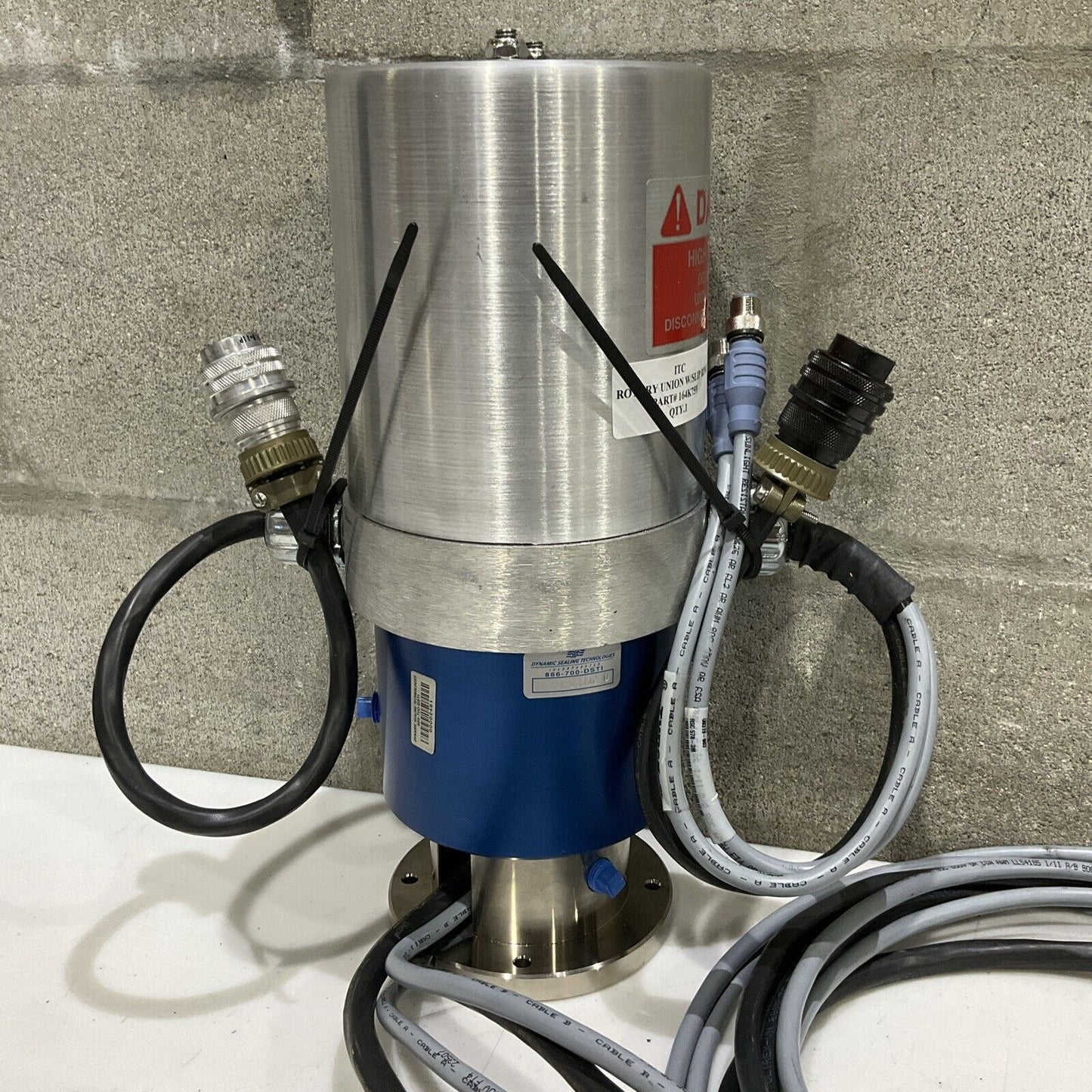 DYNAMIC SEALING TECHNOLOGIES M0-08332 D ROTARY WITH SLIP RING UNION U3S