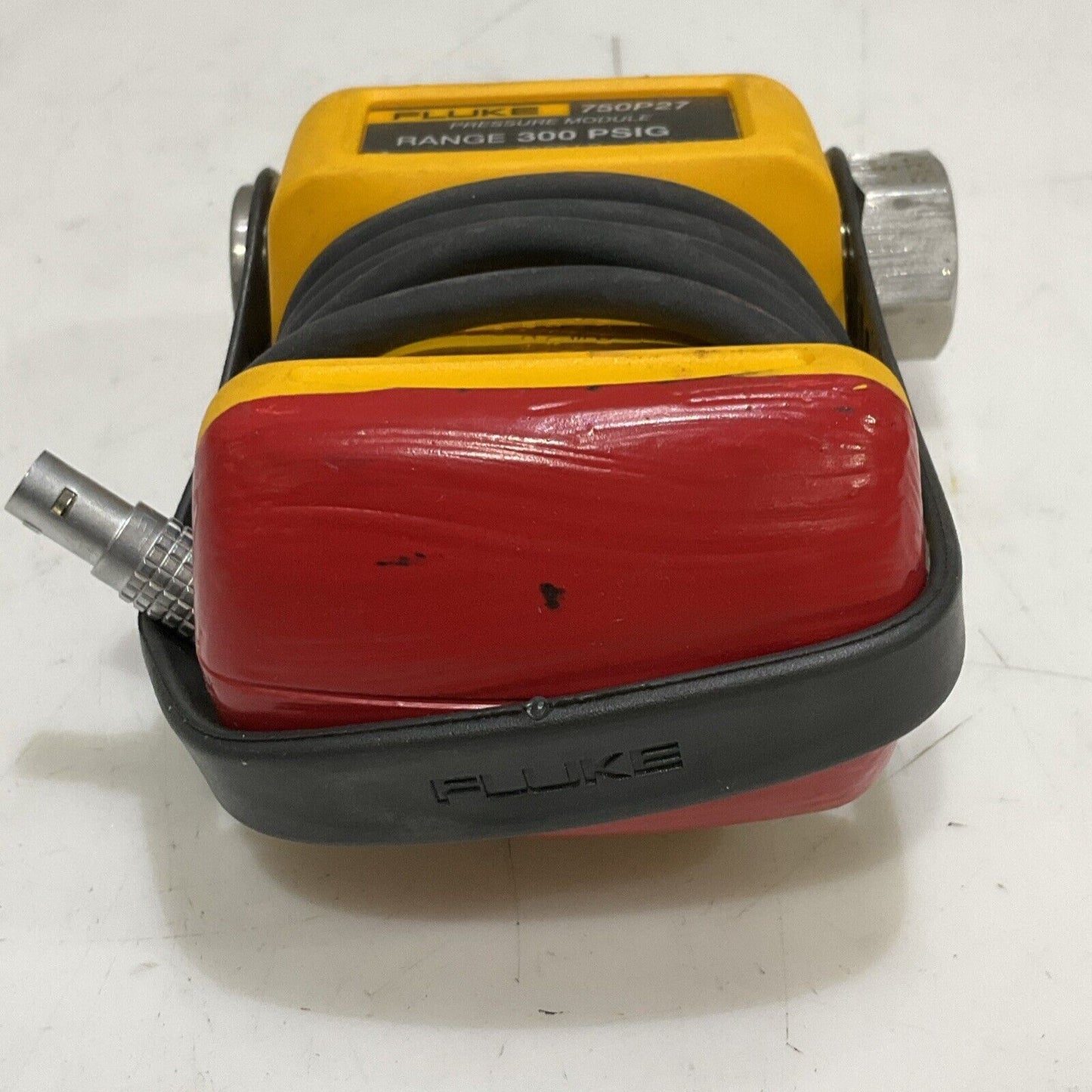 FLUKE 750P27 PRESSURE MODULE RANGE 300 PSIG 2000 KPA 20 BAR S8M