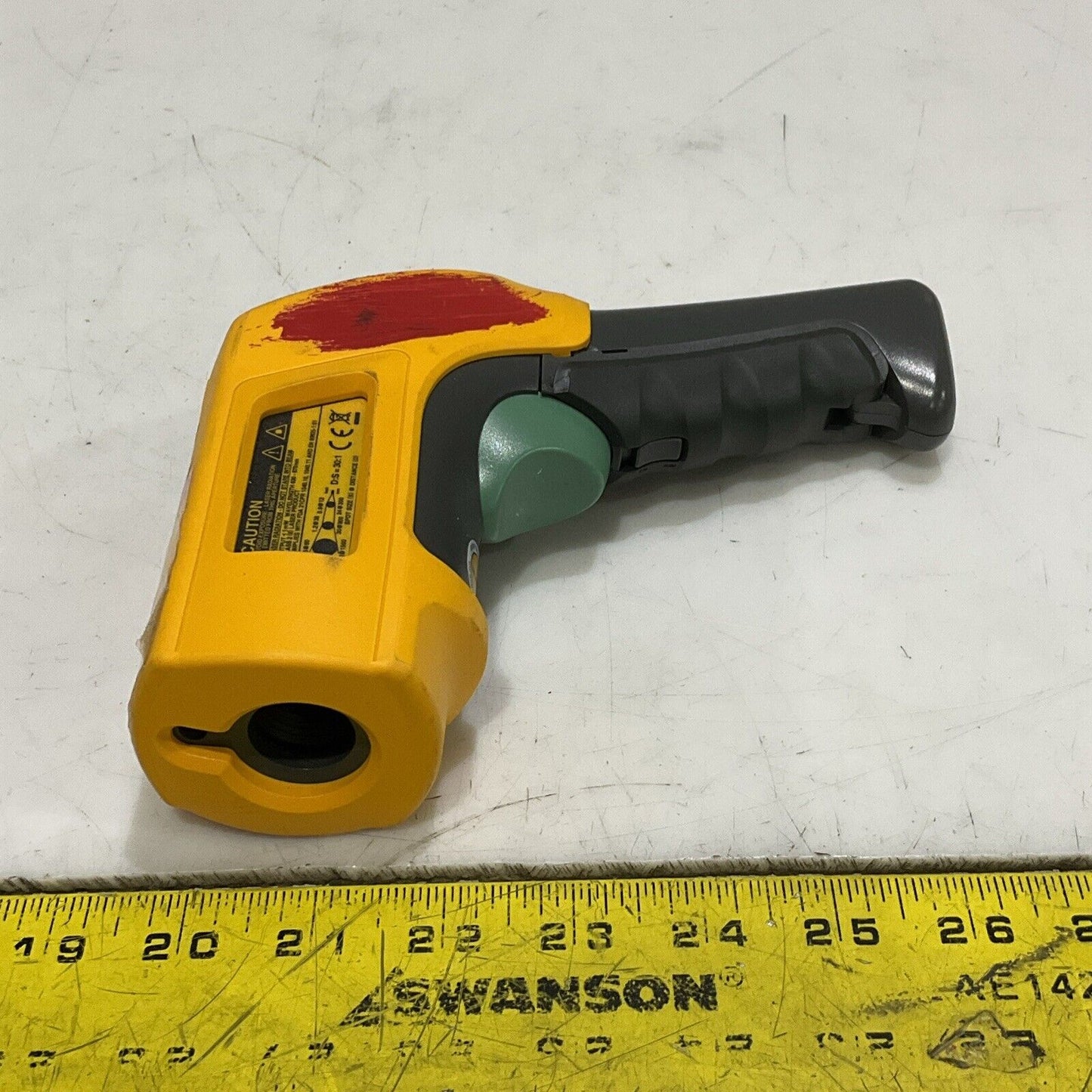 FLUKE 55066 IR THERMOMETER S8M