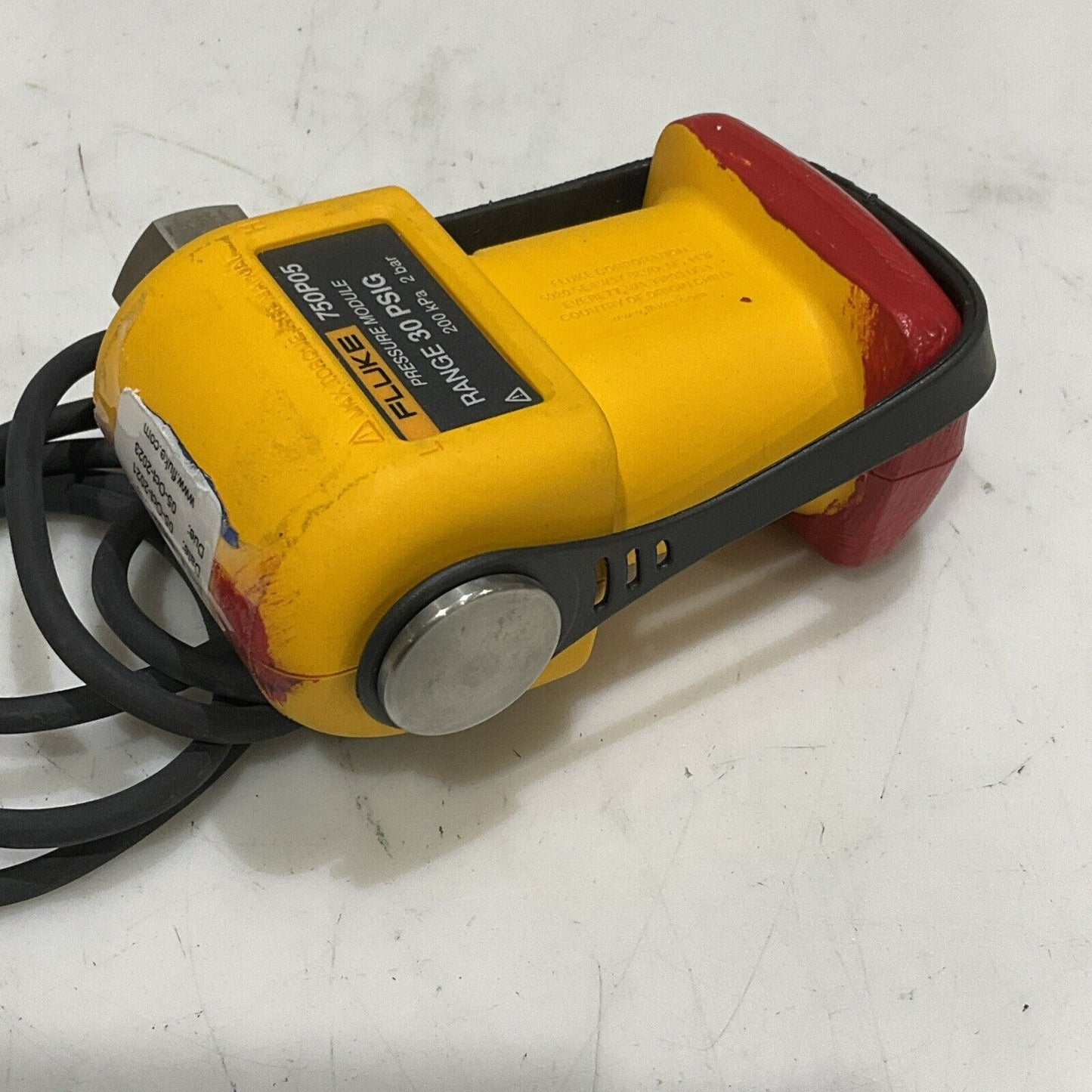 FLUKE 750P05 PRESSURE MODULE RANGE 30 PSIG 200 KPA 2 BAR S8M